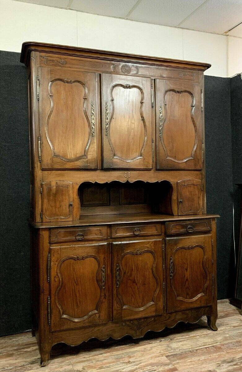 Louis XV period sideboard in solid oak around 1750 Lorraine region