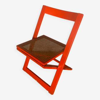 Cannage folding chair