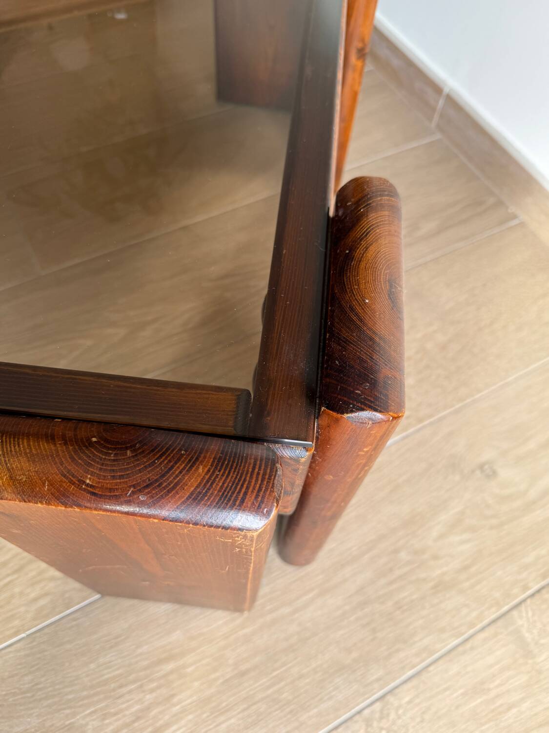 Square coffee table in solid wood and smoked glass – 70s