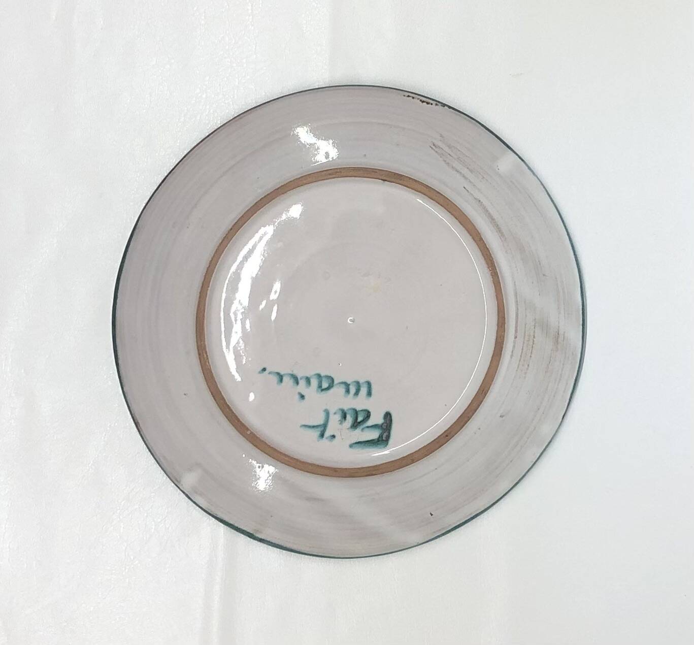 Thistle-themed decorative plate by Daniel Étienne in Vallauris