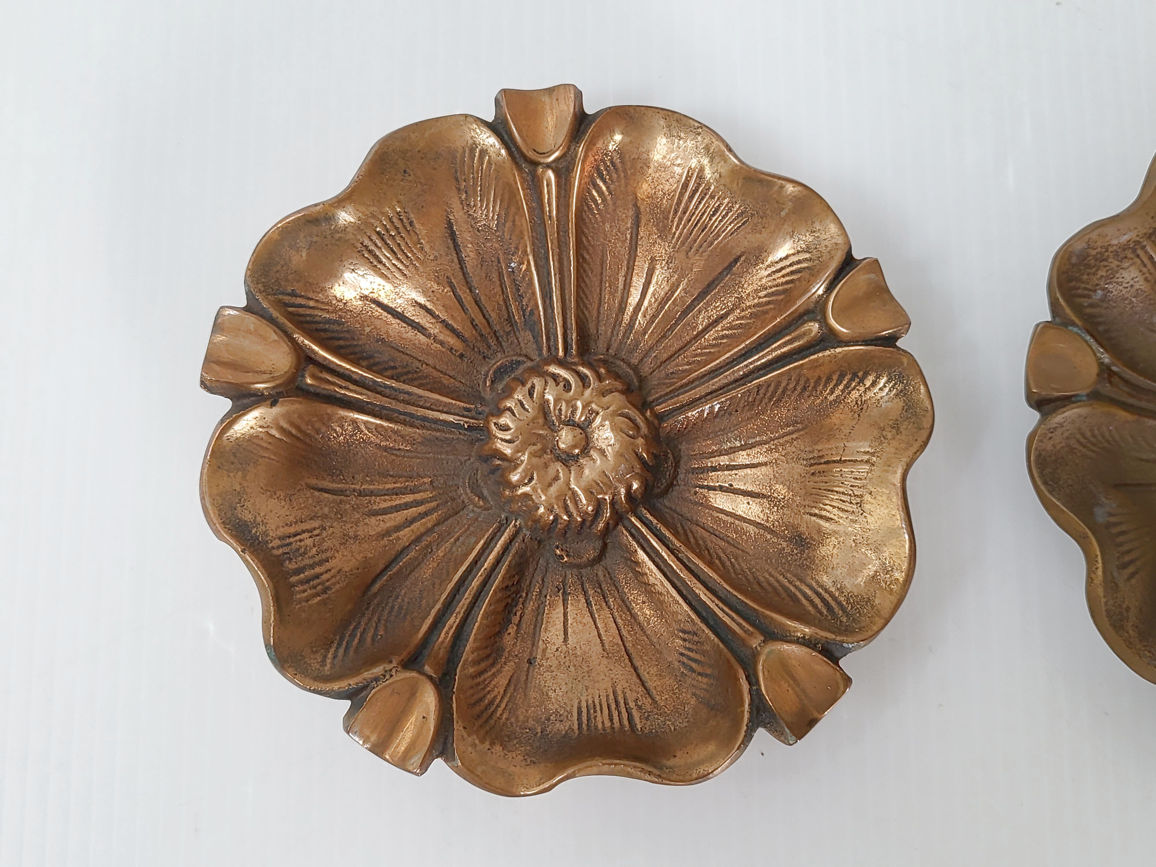 Pair of vintage bronze ashtrays