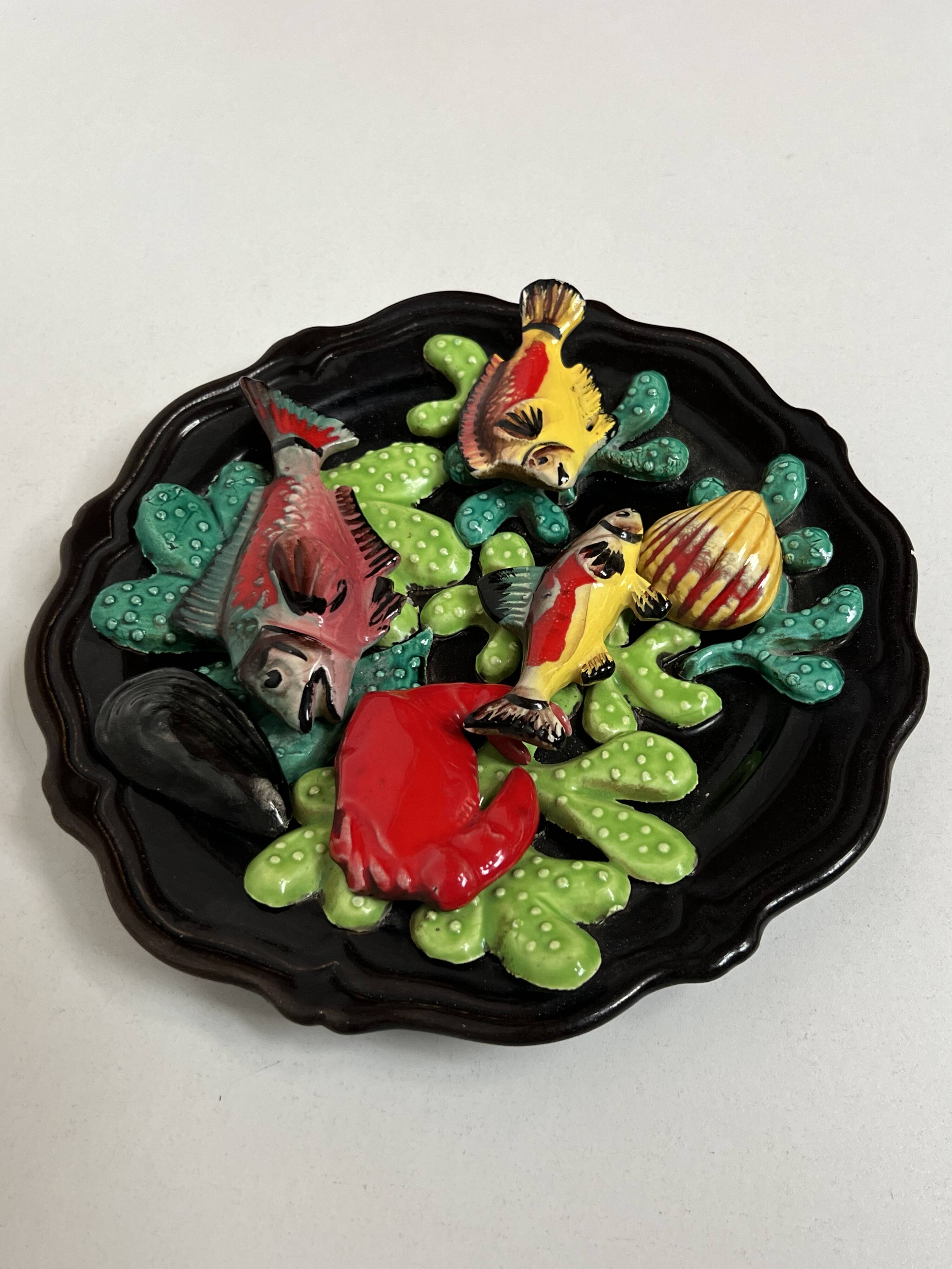 Trompe l'oeil plate, vallauris ceramic, 20th century, fish and shells