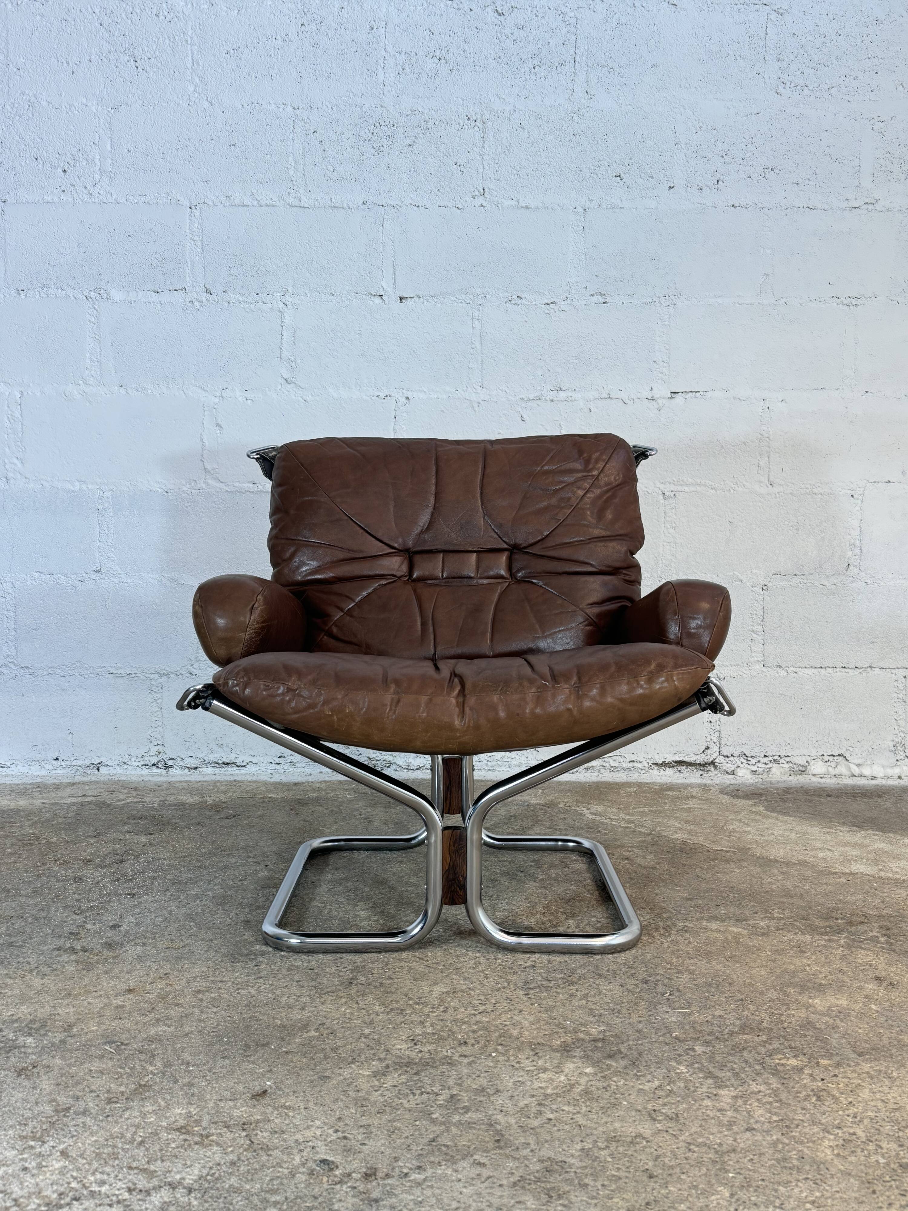 "Wing" leather armchair, Harald RELLING, 1980s