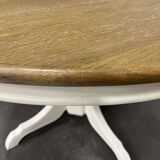 White extendable round dining table, 6/8 place settings