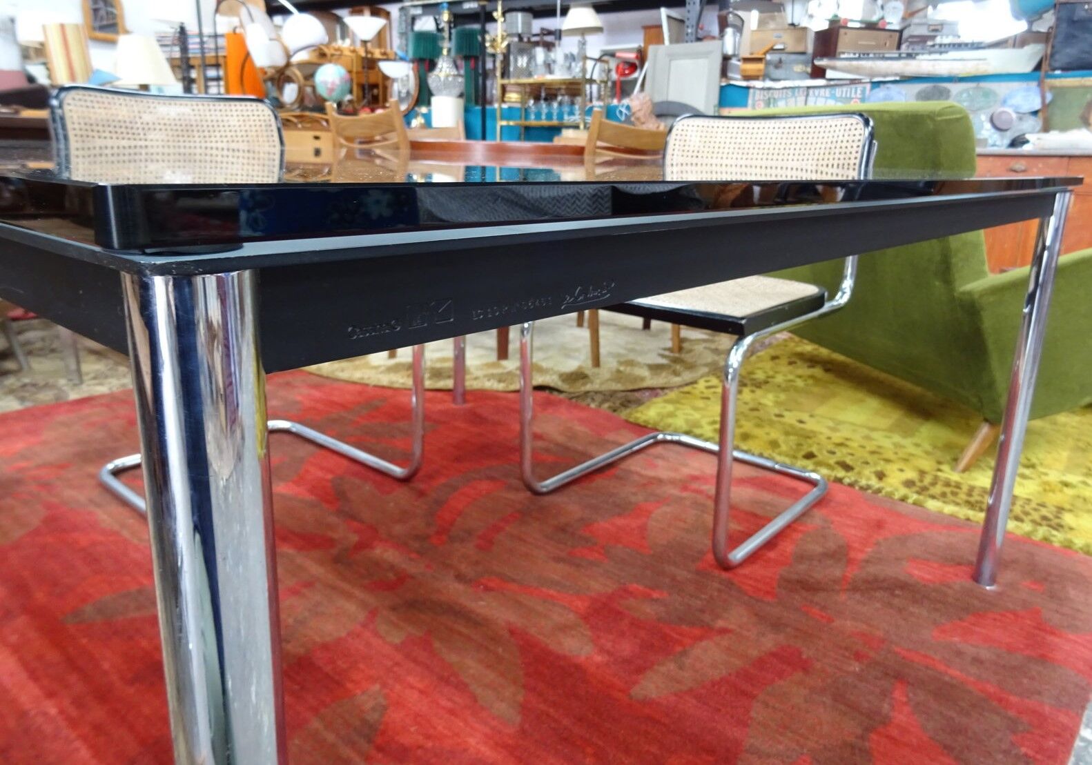 Table haute LC10 Le Corbusier édition Cassina
