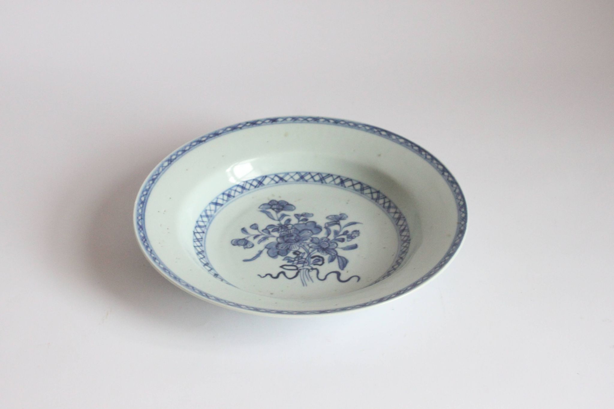 Assiette en porcelaine d'exportation Qianlong, Chine 18e