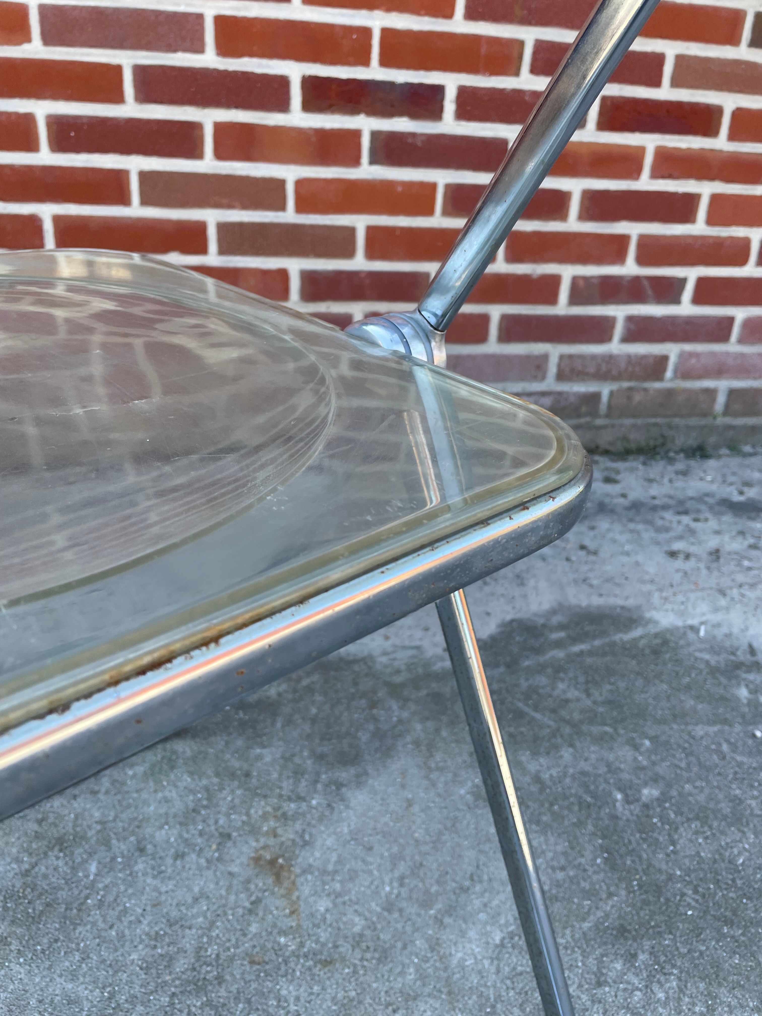 Plia chair by Giancarlo Piretti  for castelli