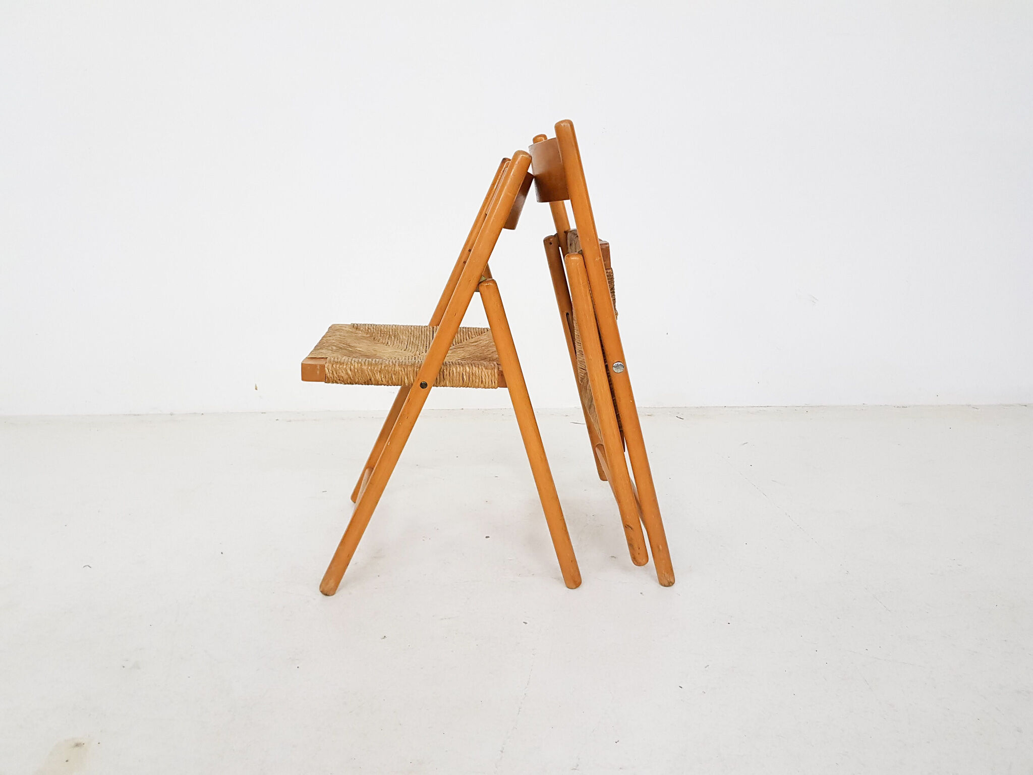 Ensemble de 2 chaises pliantes en hêtre