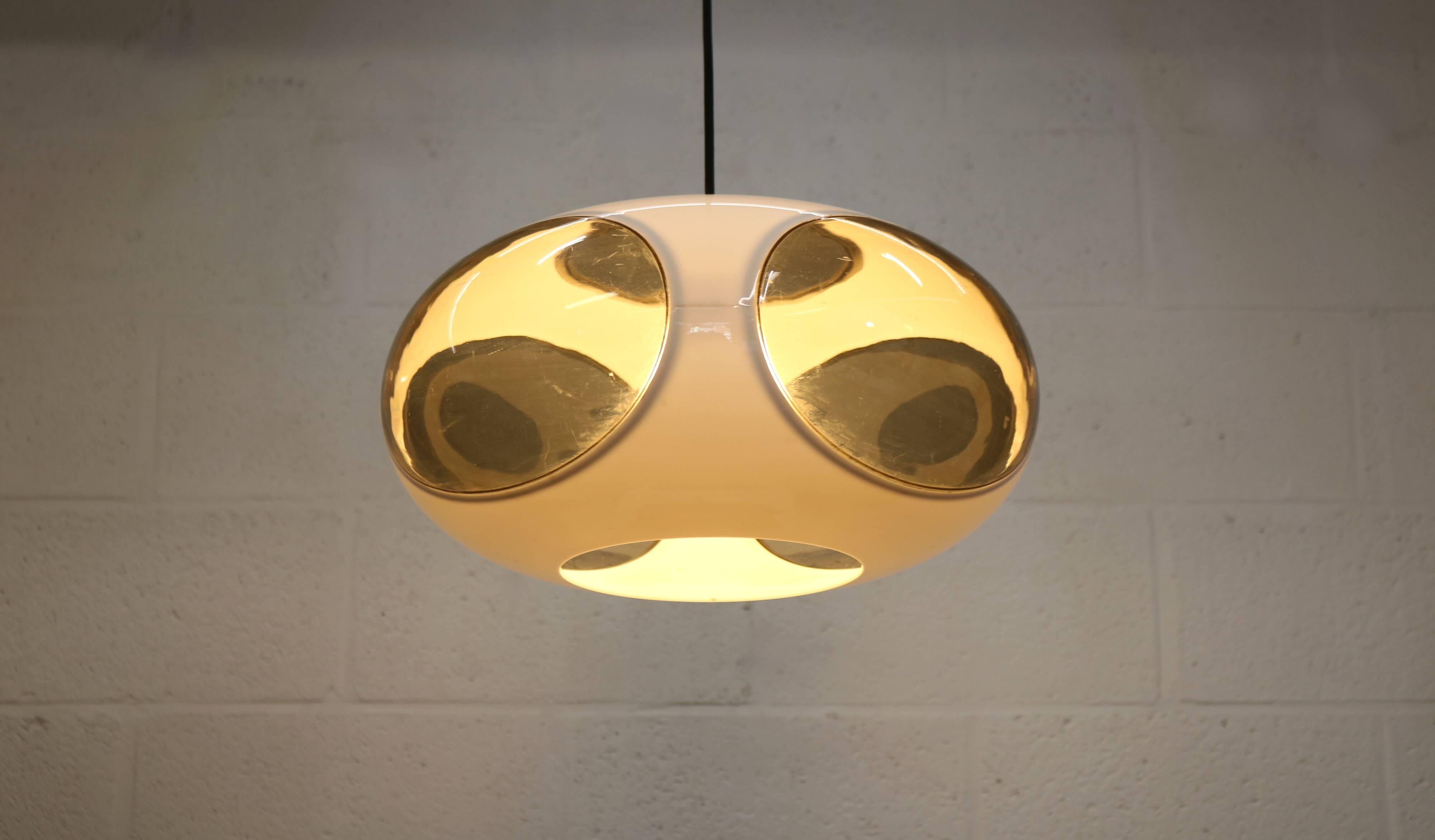 Lampe de plafond UFO à yeux de bug de l'ère spatiale *** Massive *** modèle blanc *** Belgique