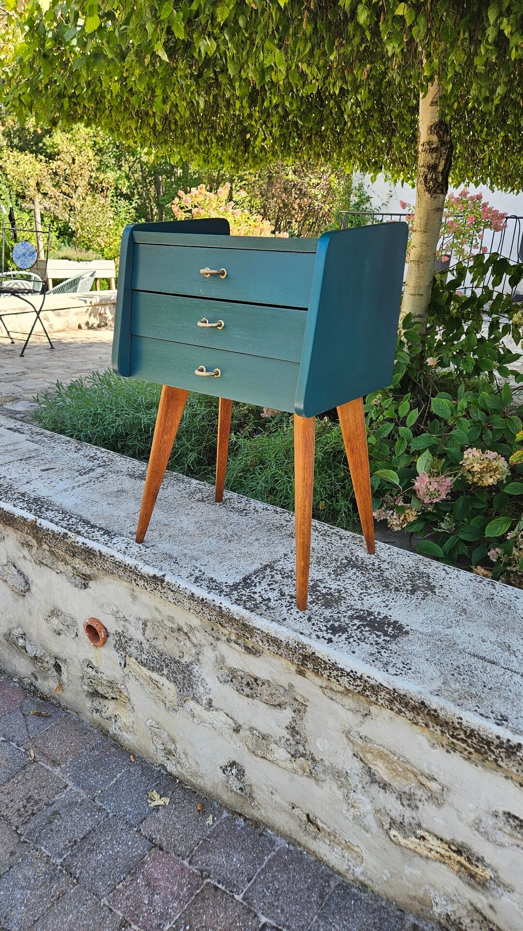 Table de chevet scandinave