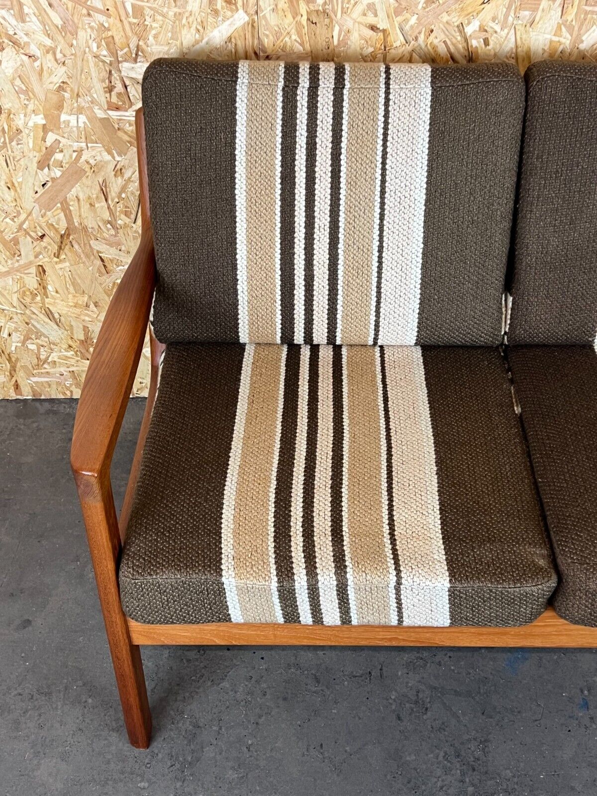 Two-seater canapé by Ole Wanscher, Cado, France & its Danish design, 60s 70s teak.