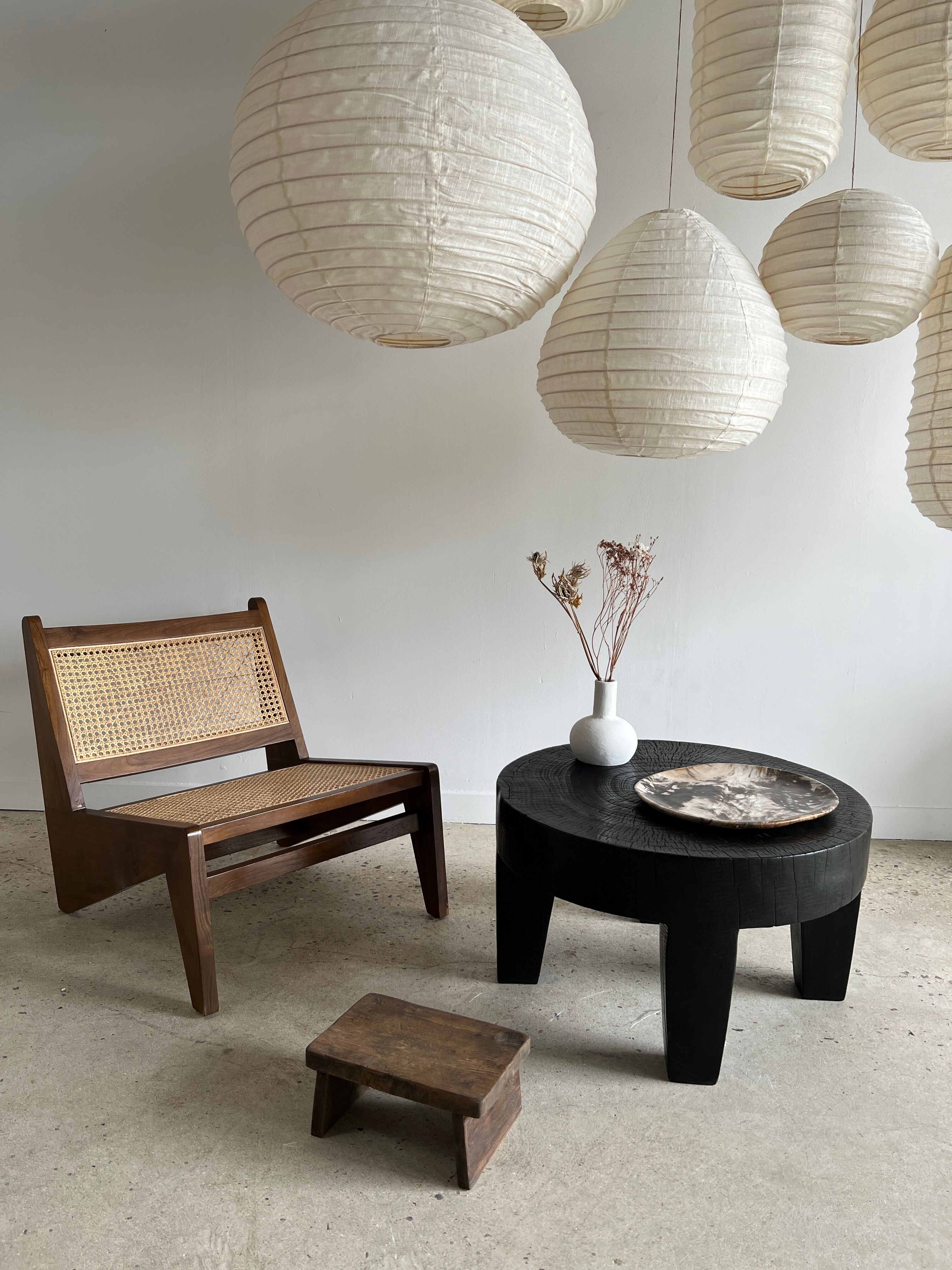 Coffee table en bois massif monoxyle noir