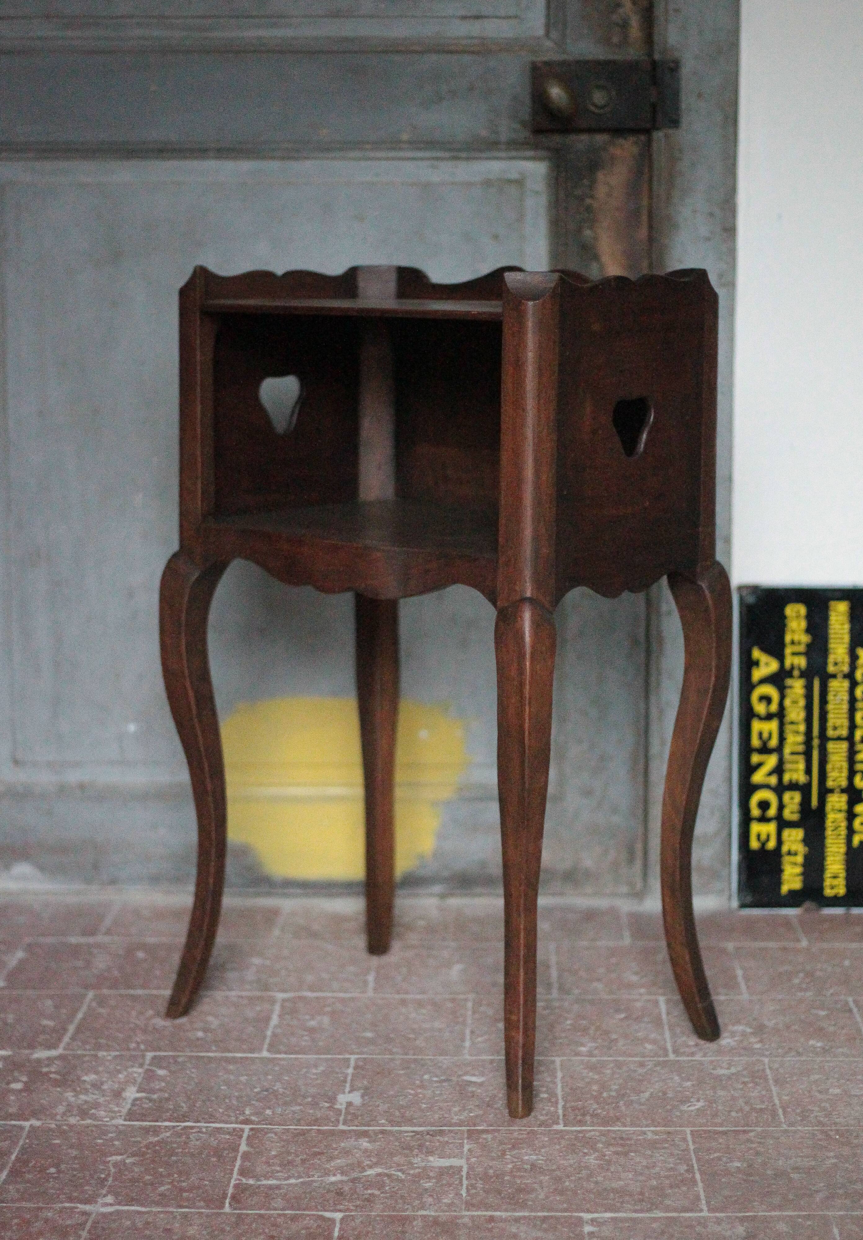 Table de chevet , table de nuit bois, meuble d'appoint