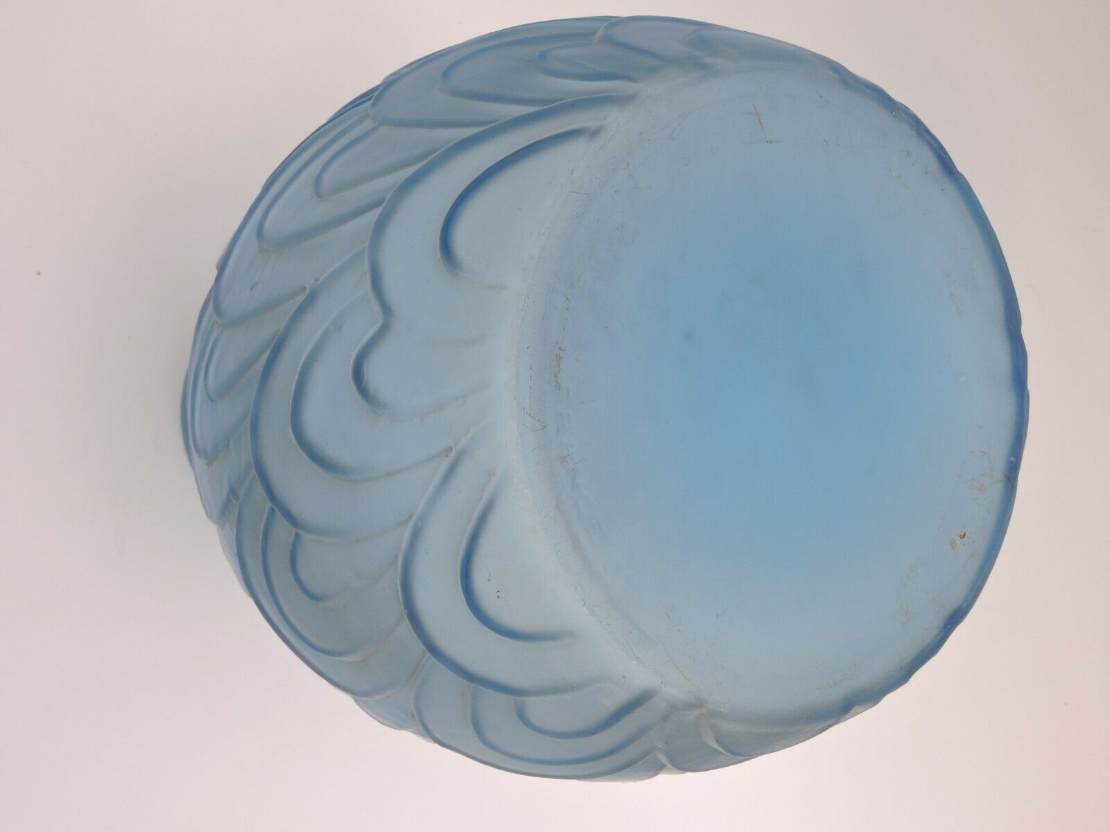 Large vase art deco scaly pattern by Sars France