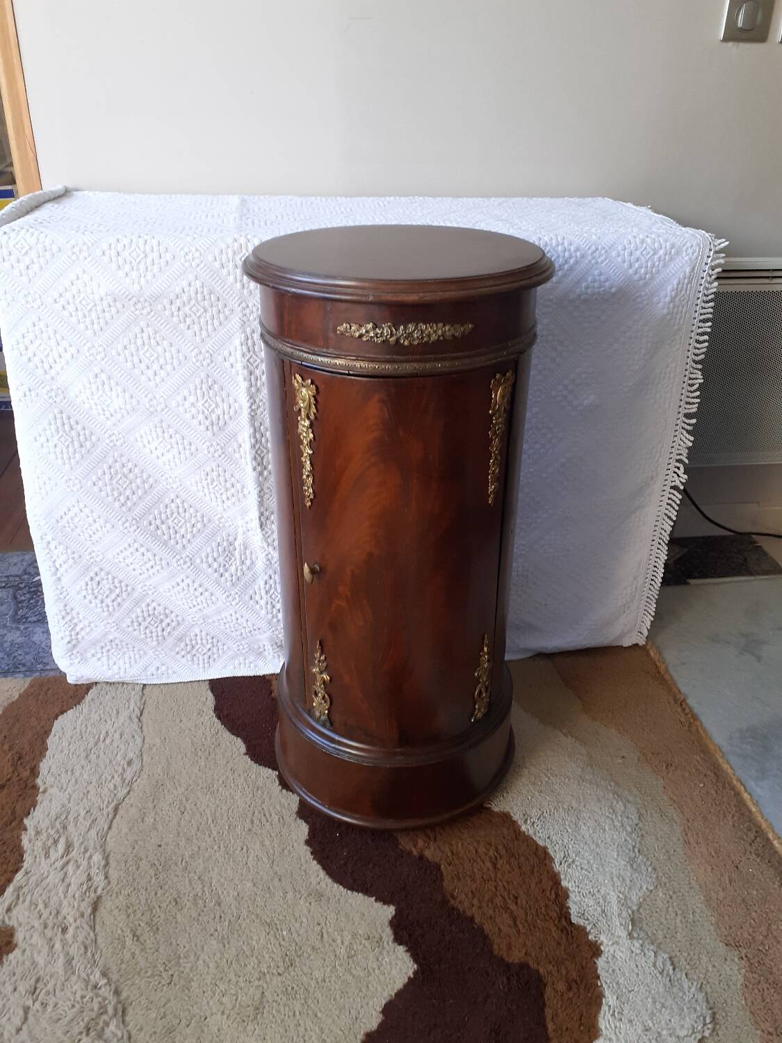 Empire mahogany bedside table called somno