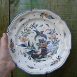 Old Gien earthenware scalloped plate with Cornucopia pattern