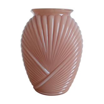 Vase drapé