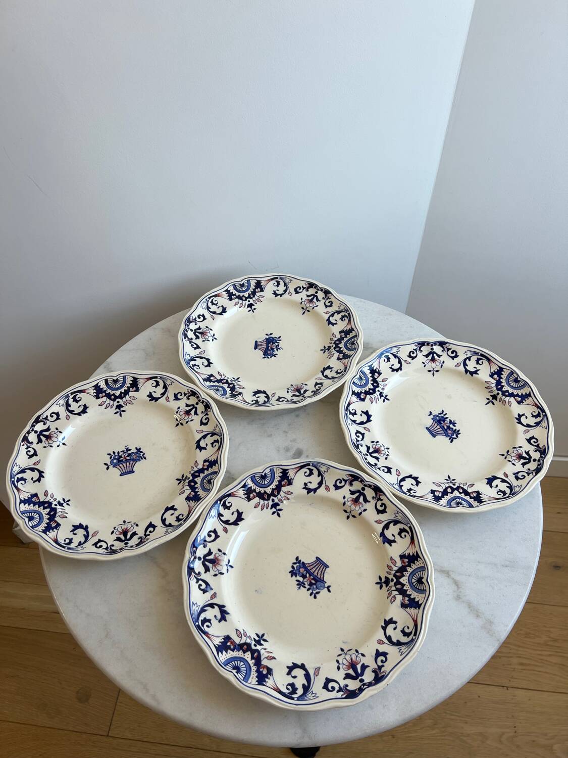 Longchamp France dinner plates, Rouennais model