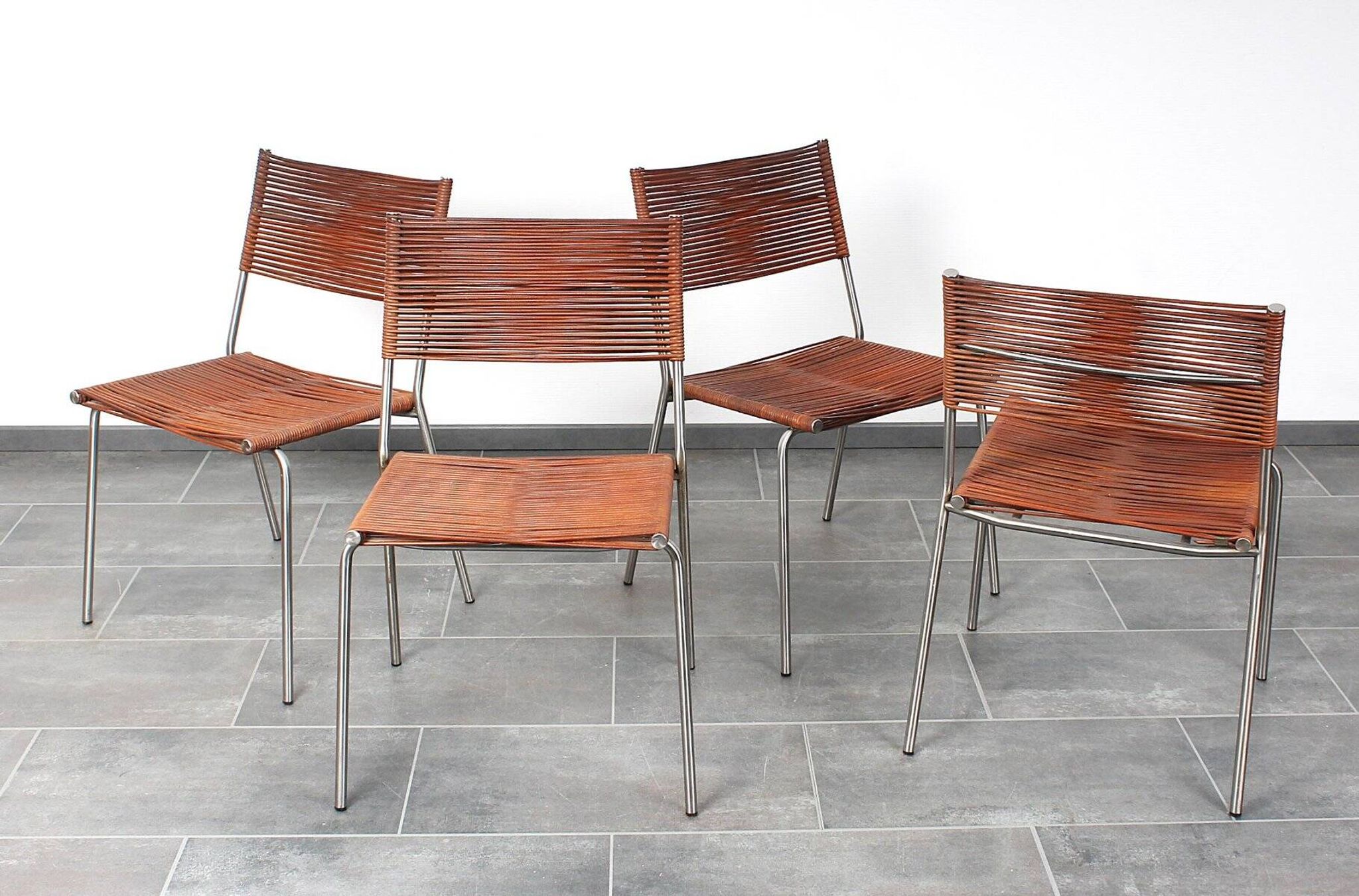 Chaise Miss B de Tito Agnoli pour Bonacina, 1990