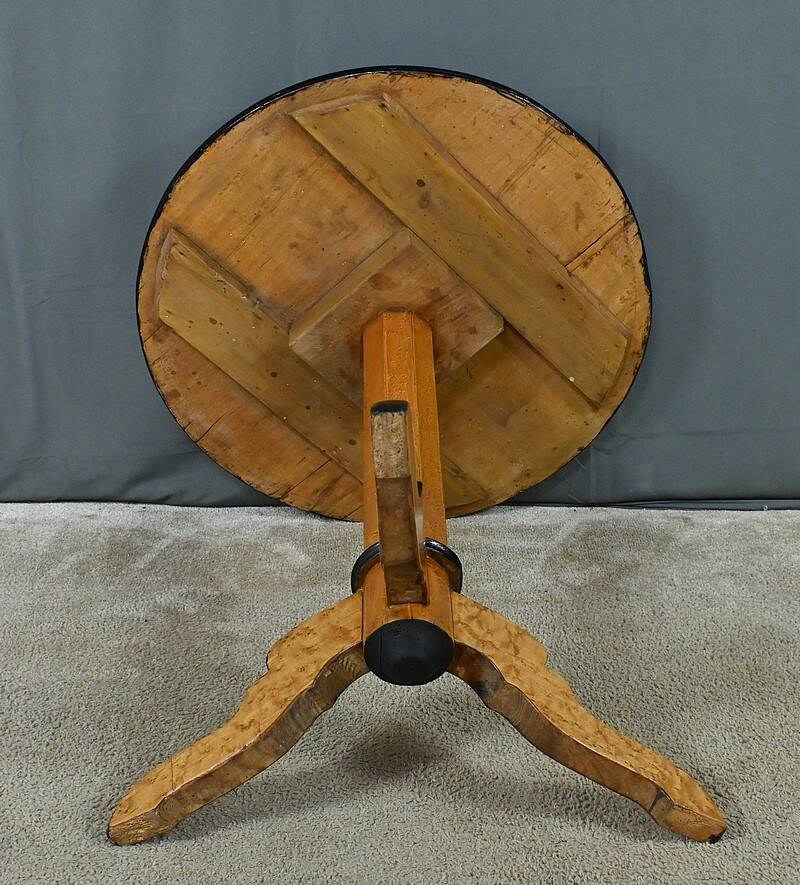 Speckled Maple Pedestal Table, Napoleon III Period – Part 2 of the 19th Century