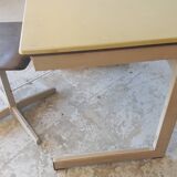 Desk and chair child Thur op Holland