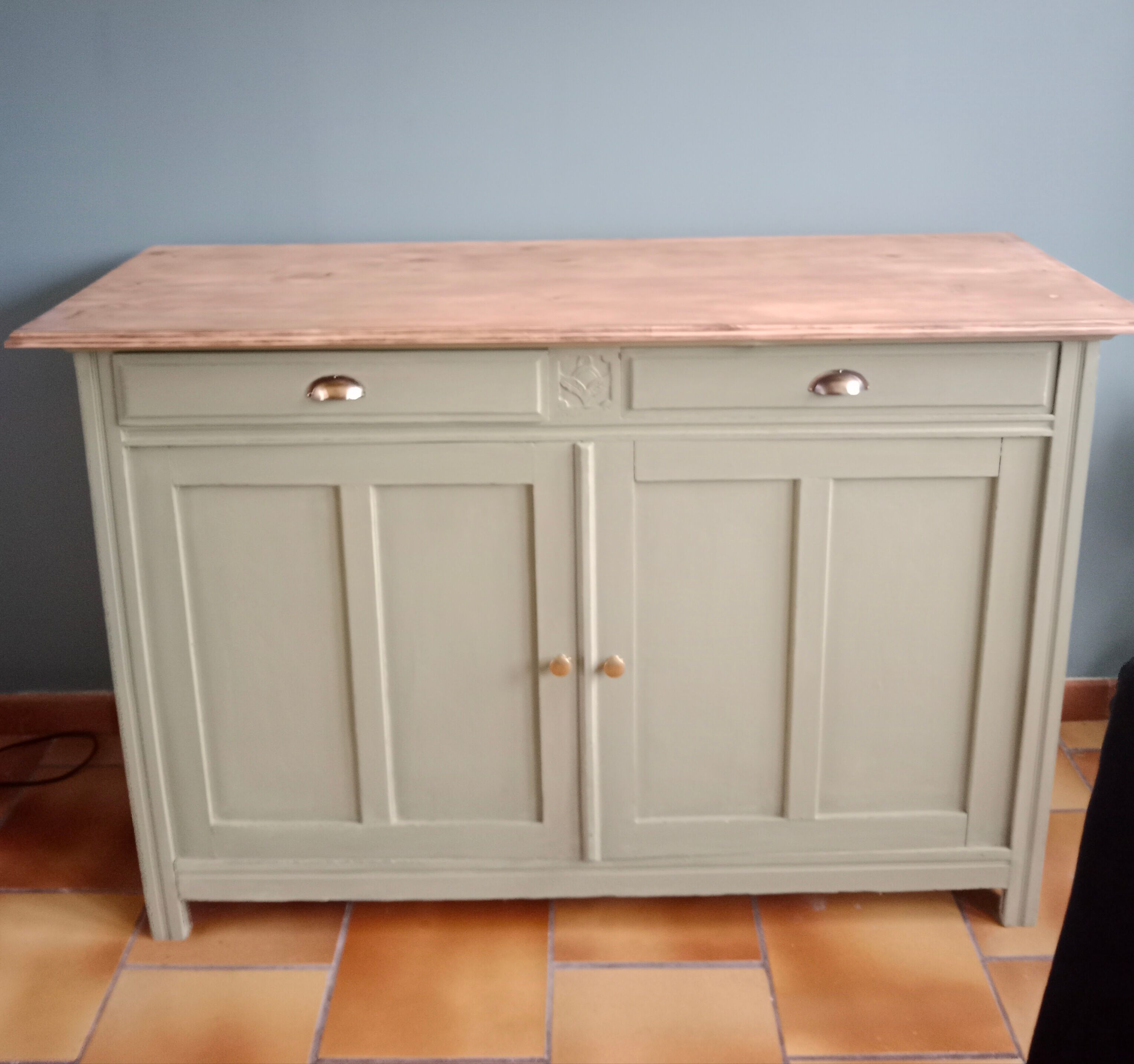 Parisian art deco khaki sideboard