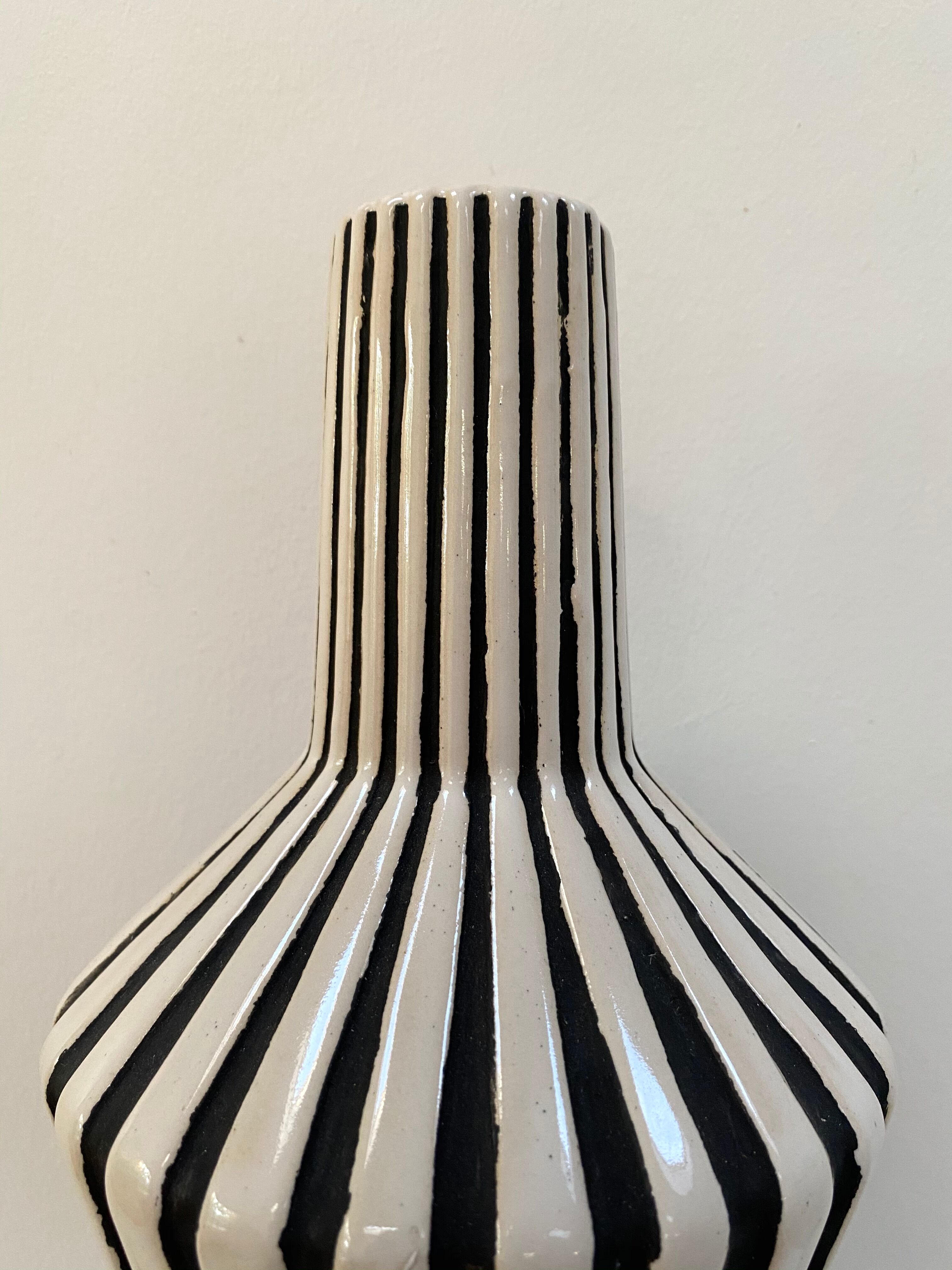 Graphic ceramic vase with black and white stripes