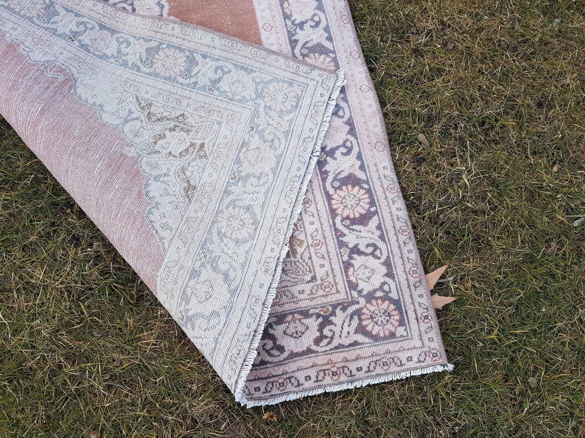 Vintage Turkish Oushak rug 85x150 cm