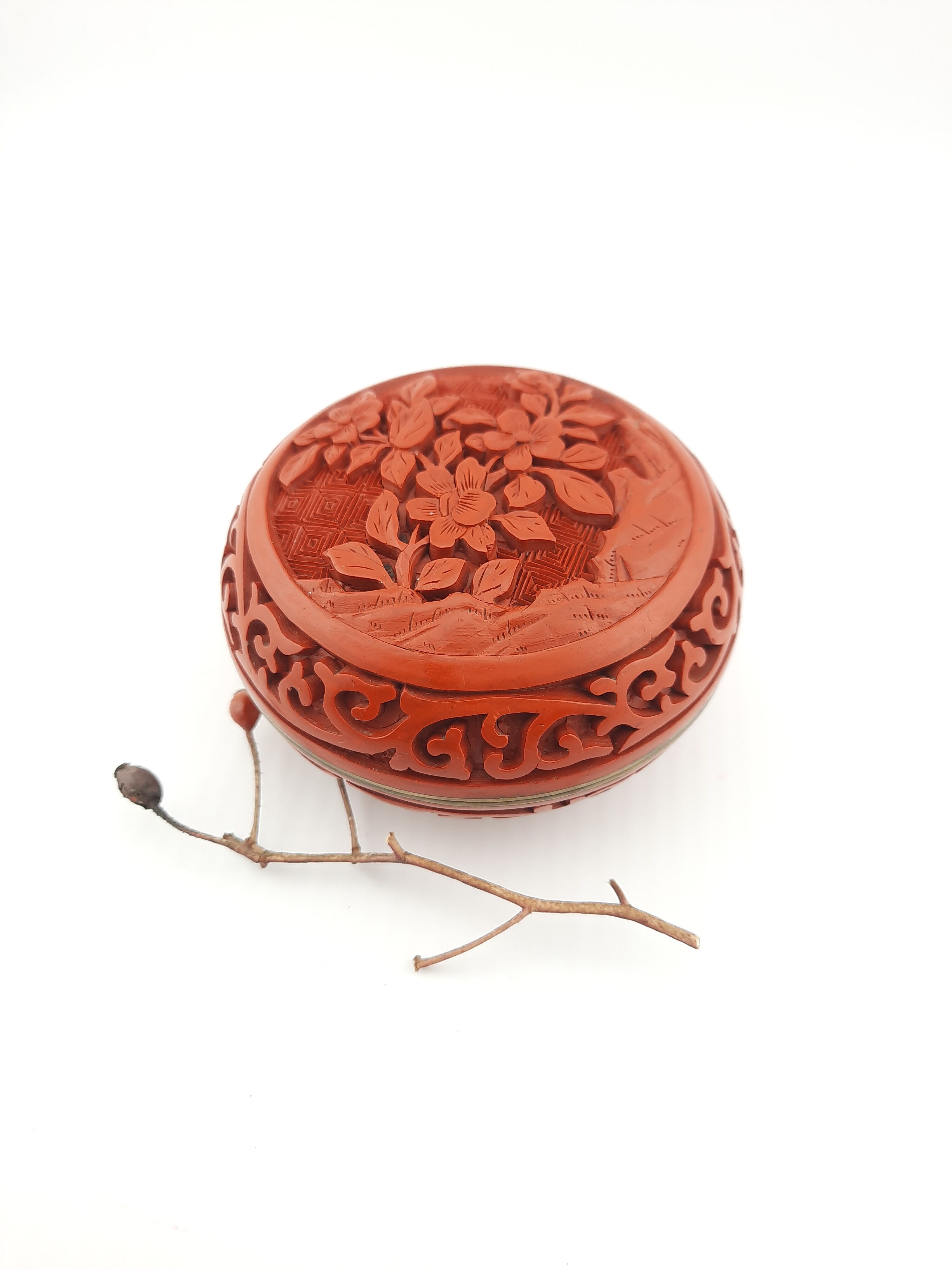 Chinese cinnabar lacquer box, vintage