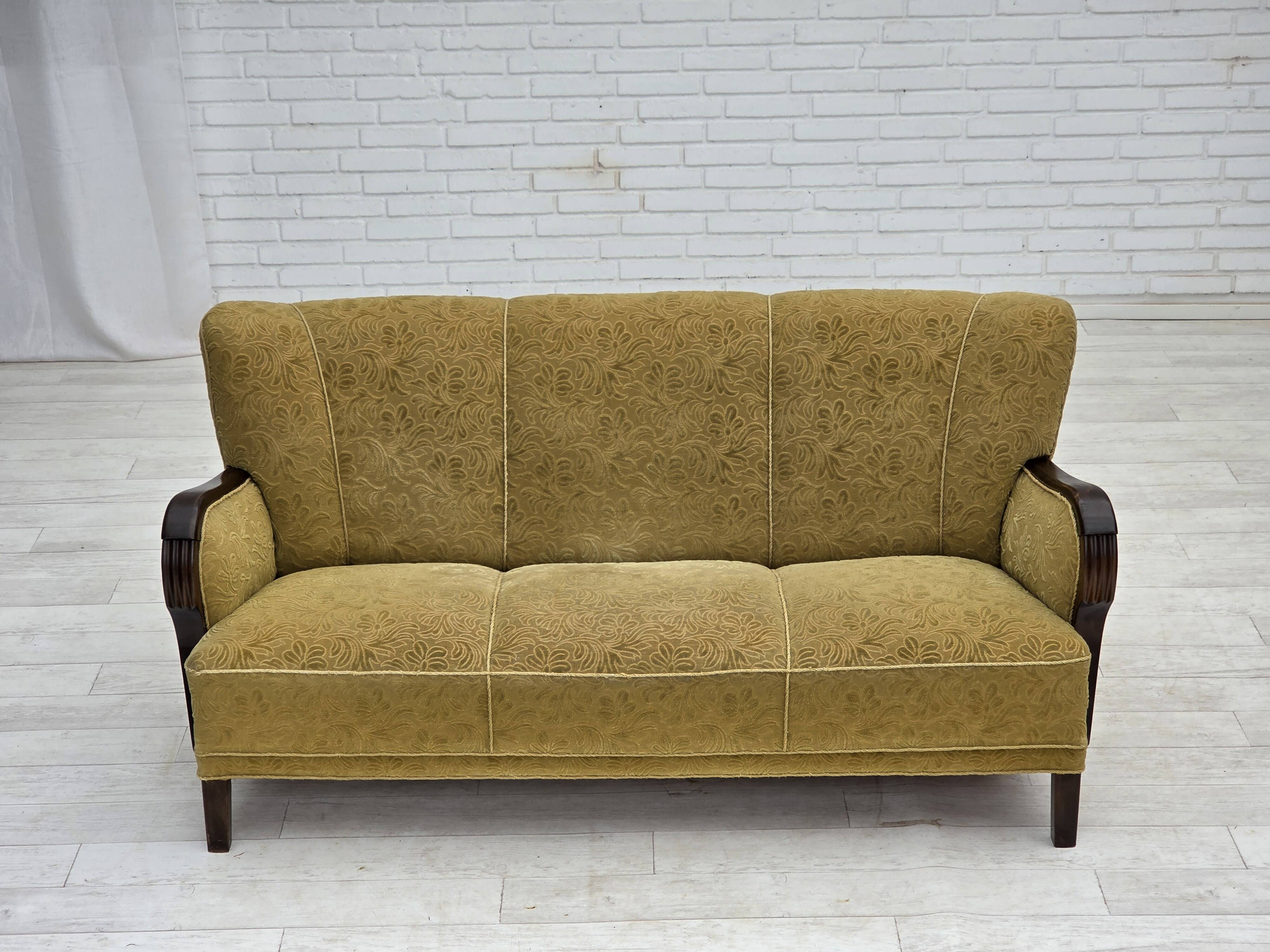 1960s, Danish 3-seater sofa, original condition, wool/cotton fabric.