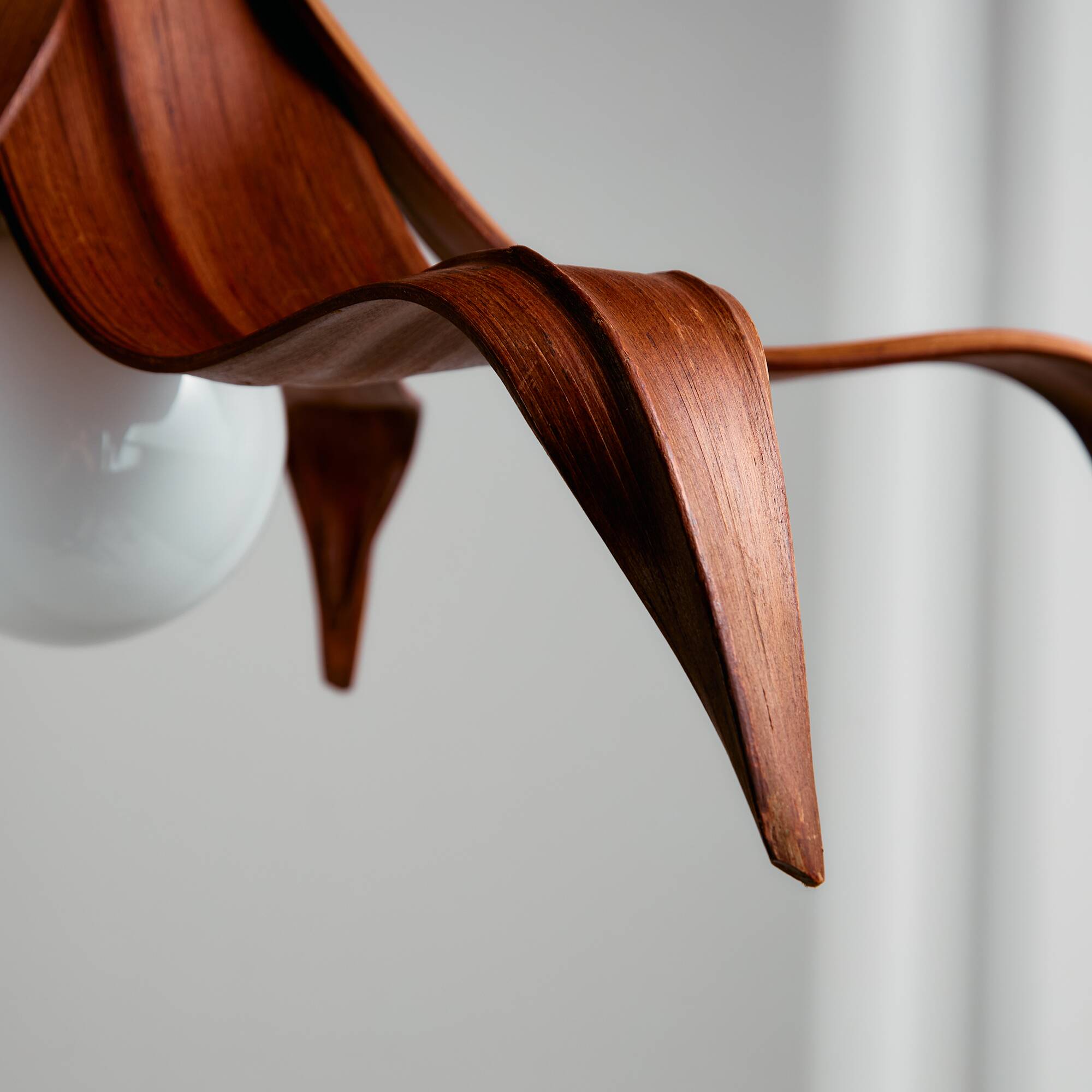 MK10772 Coconut leaves chandelier