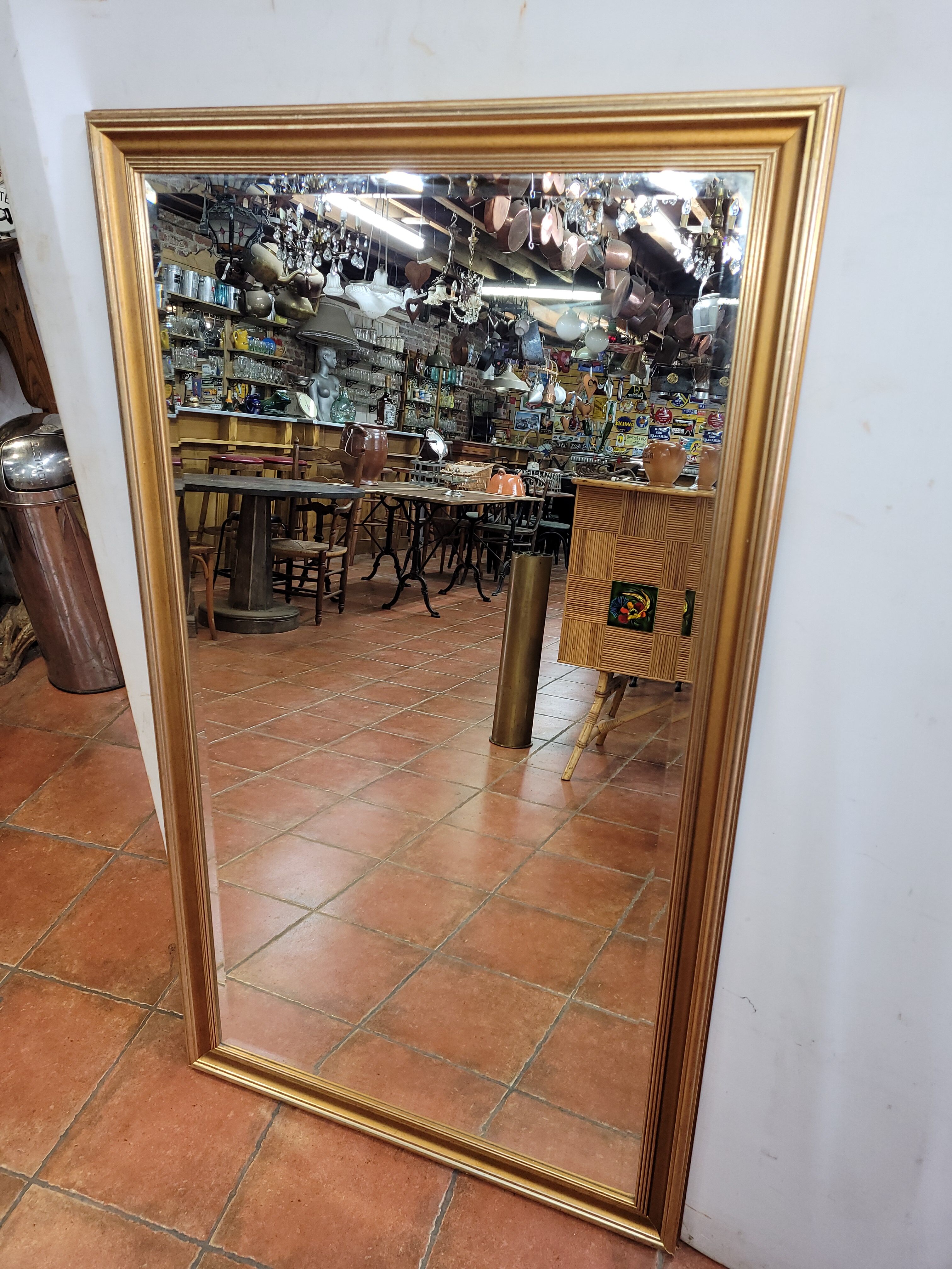 Gilded mirror with beveled mirror