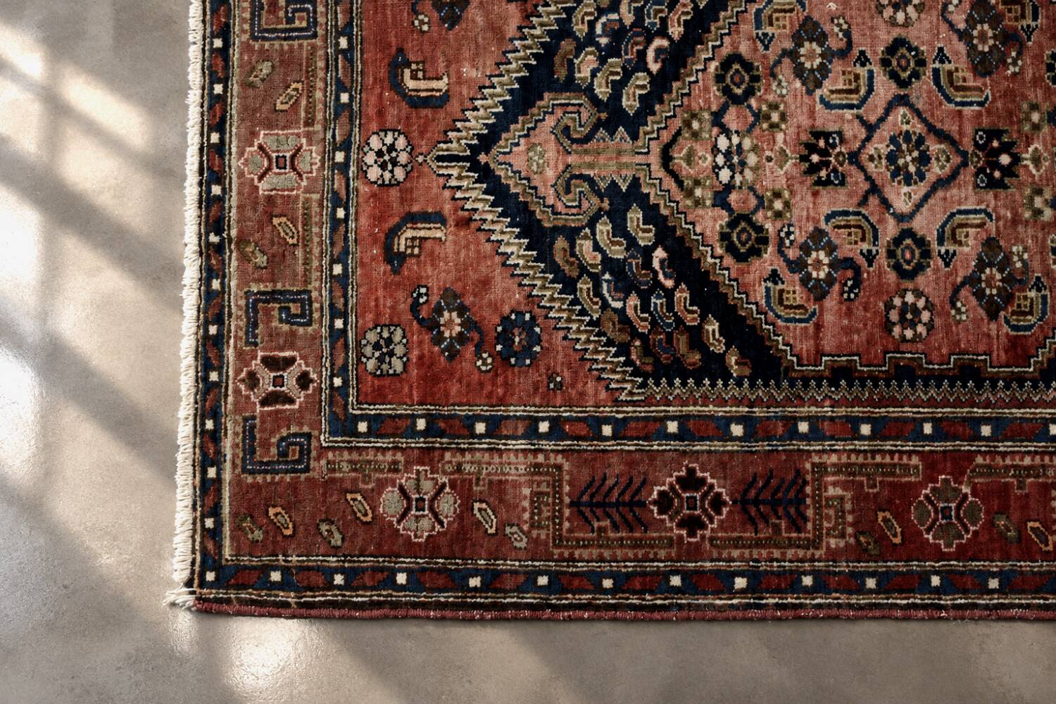 Vintage Hand-Woven Middle Eastern Oriental Hamadan Kamse Rug, 1960s