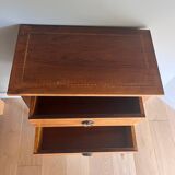 Ancien chevet en bois