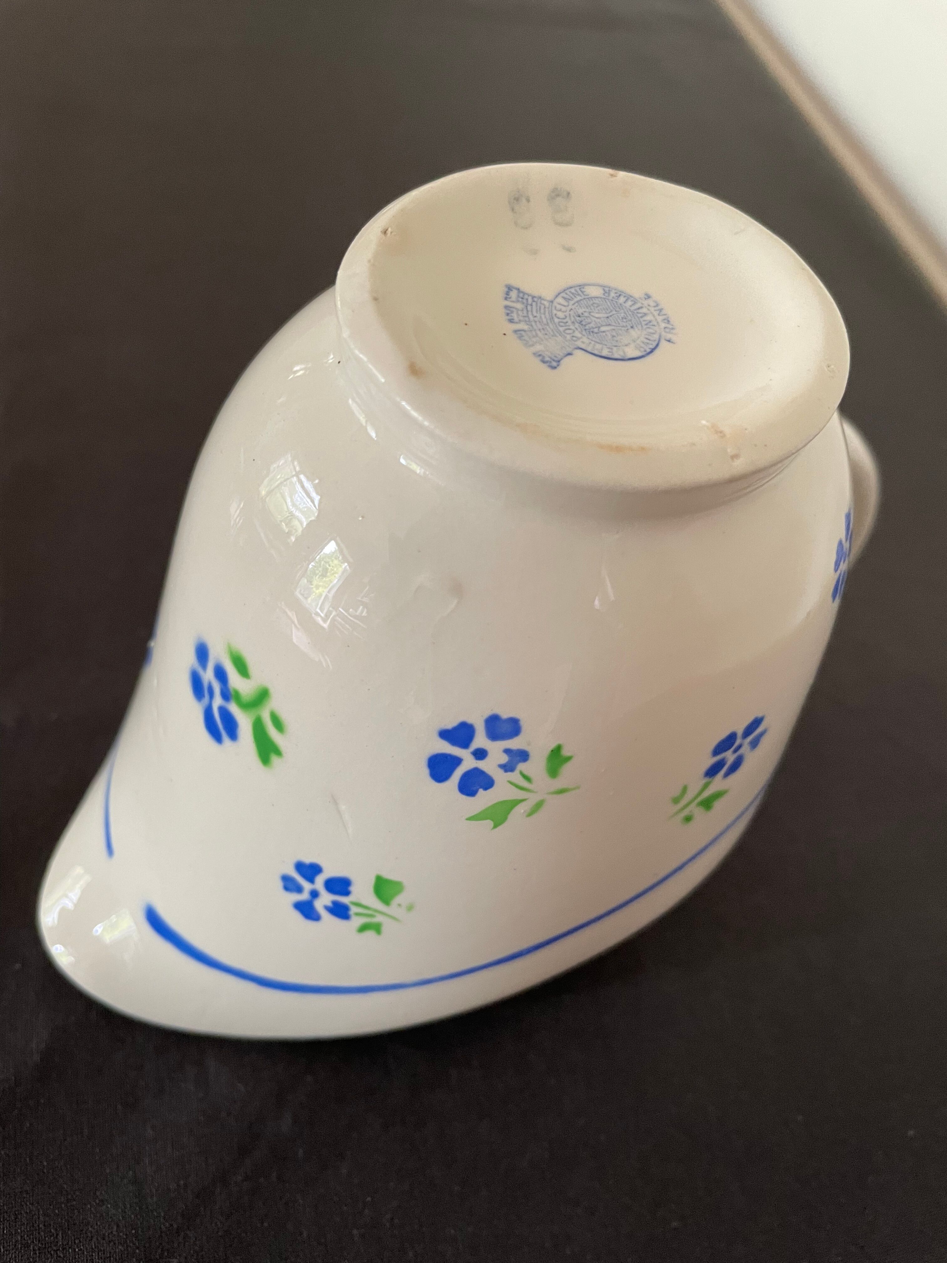 Badonviller porcelain sauce boat 1950