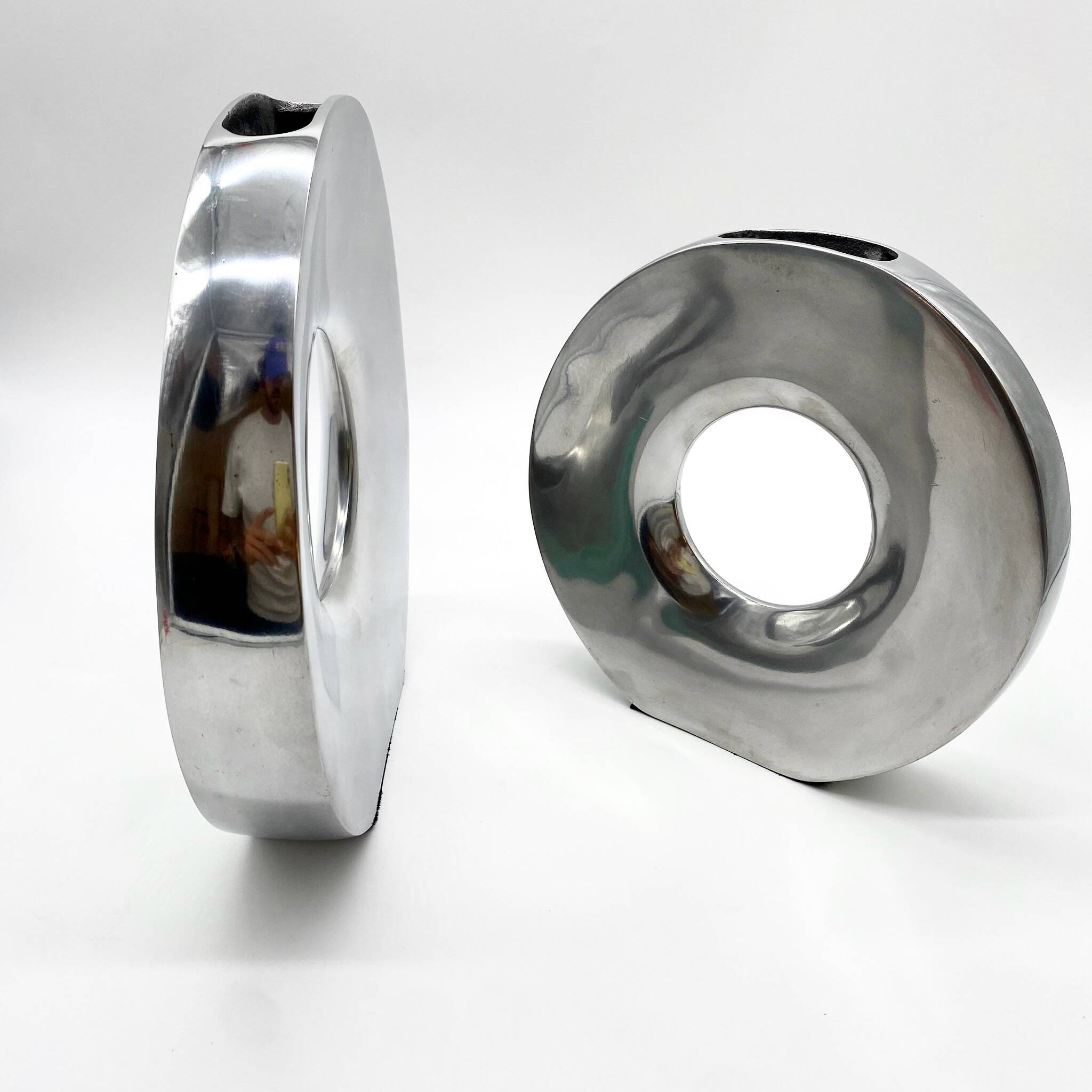 Pair of “donut” vases / cast aluminum – 1970s Italy