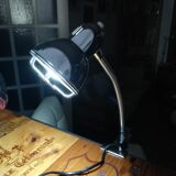 Soft-arm clip lamp