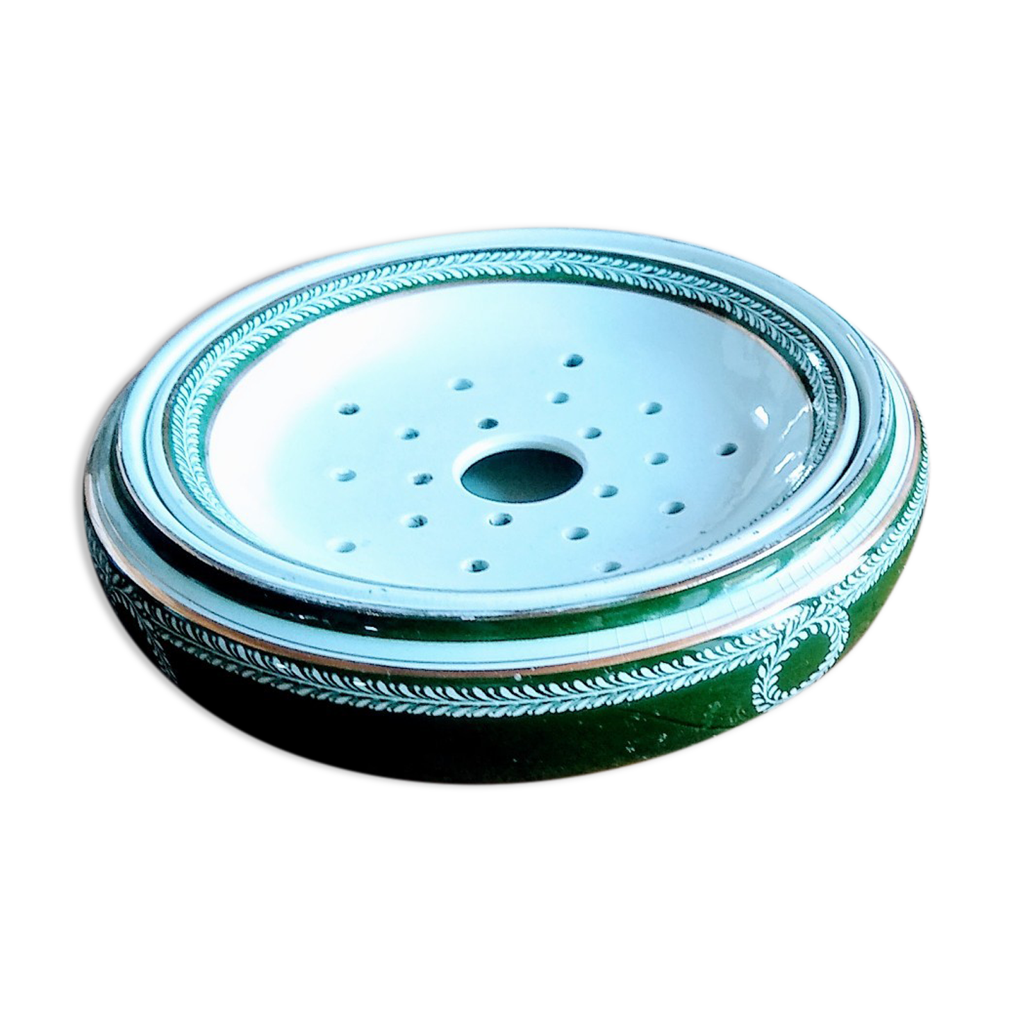 Dish for draining period strawberries Empire model Josephine manufacture Lunéville