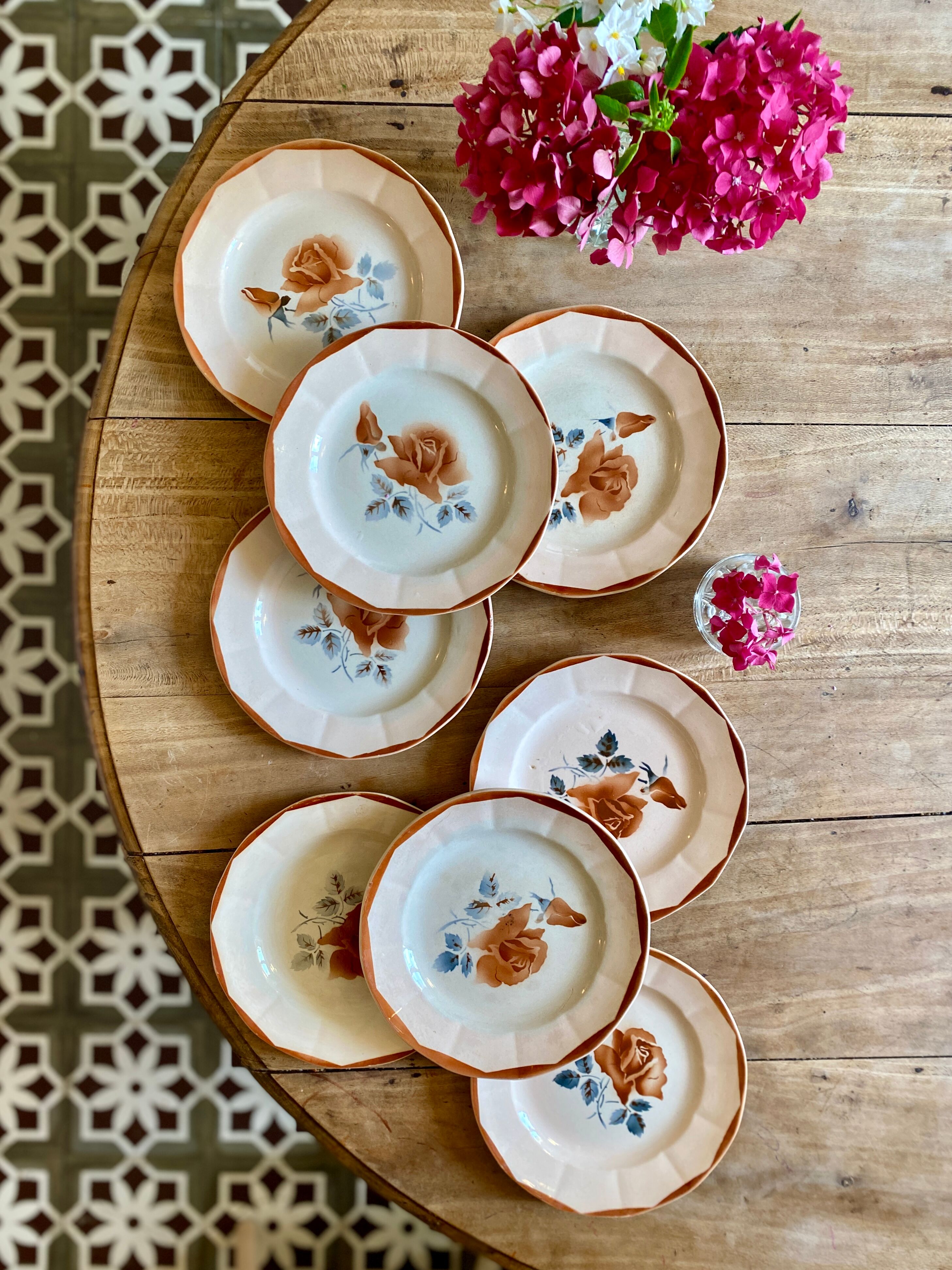 Set of 8 vintage dessert plates, model 9181 by Digoin
