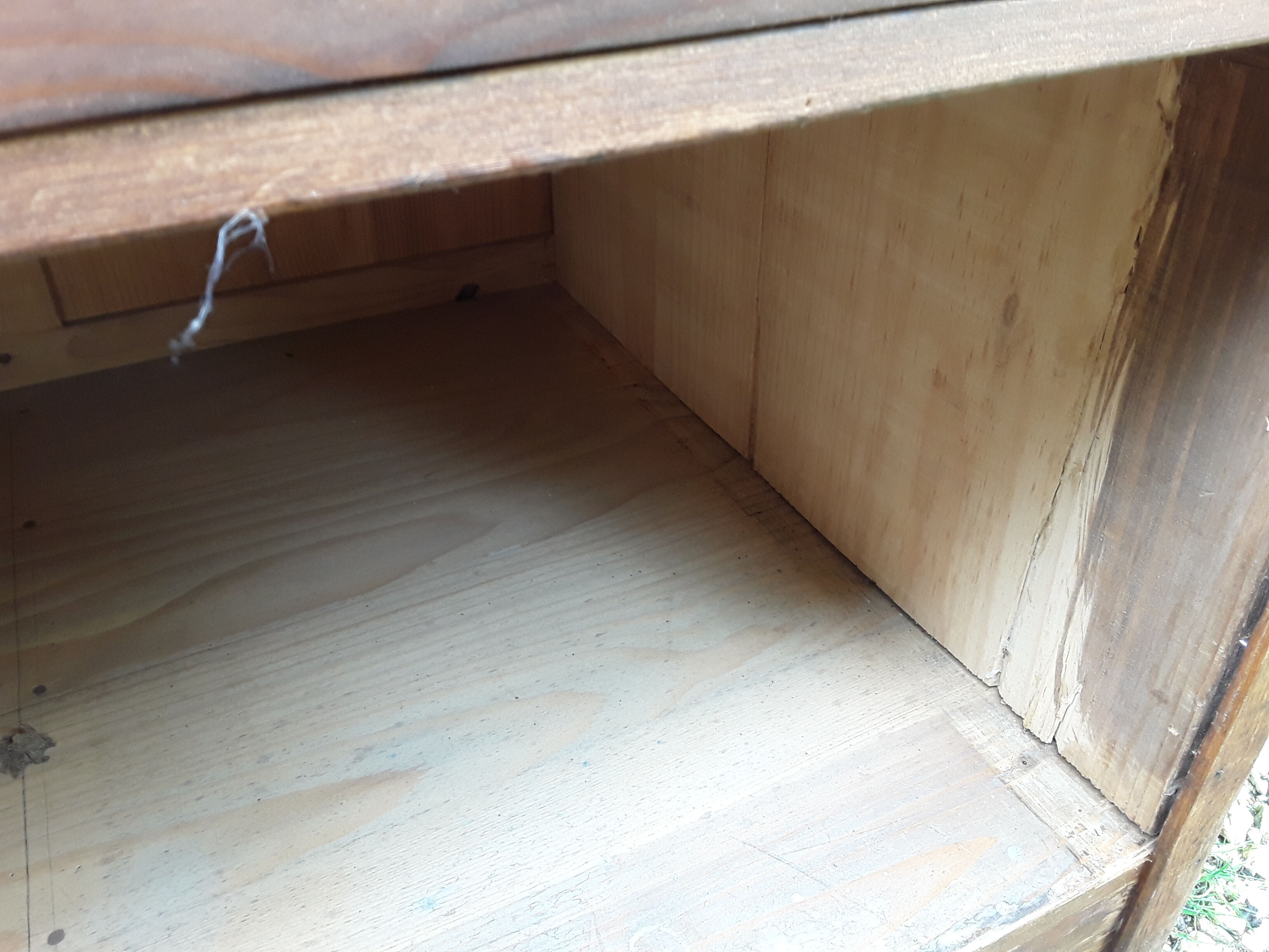 Workshop furniture with drawers