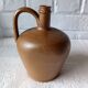 Beau pot à huile ou à vin vintage fait main en grès marron vernissé