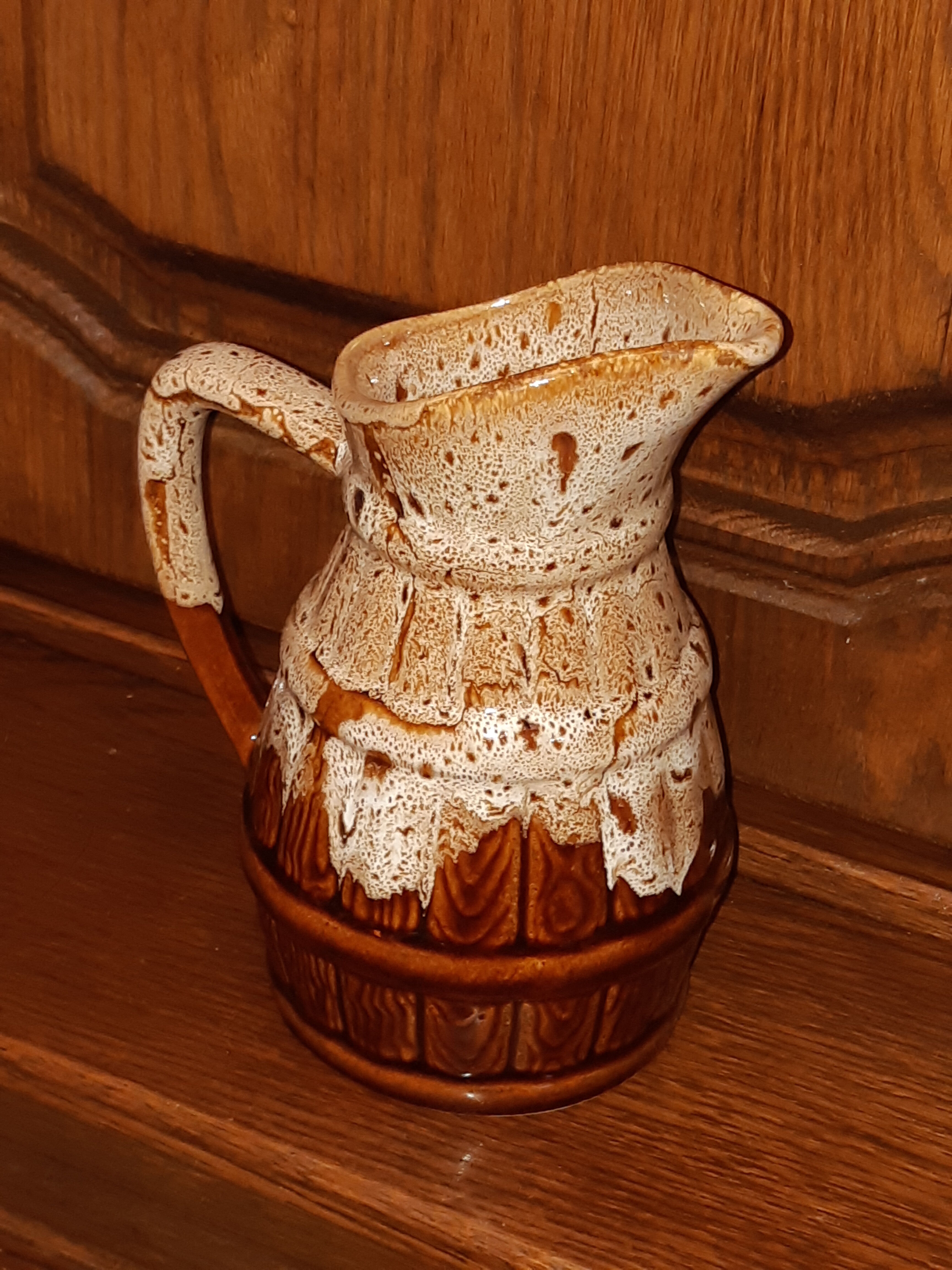 Flaming pitcher-scale ceramic barrel-shaped from the Faiencerie Revol