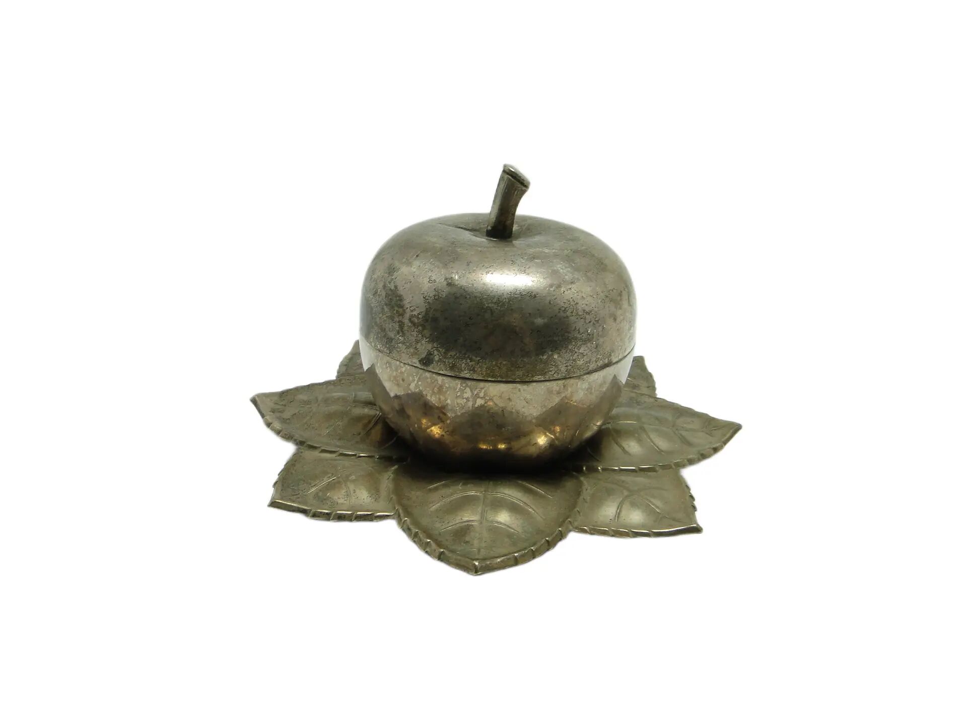 Sucrier Art Déco, en laiton argenté, Hongrie, années 1950.