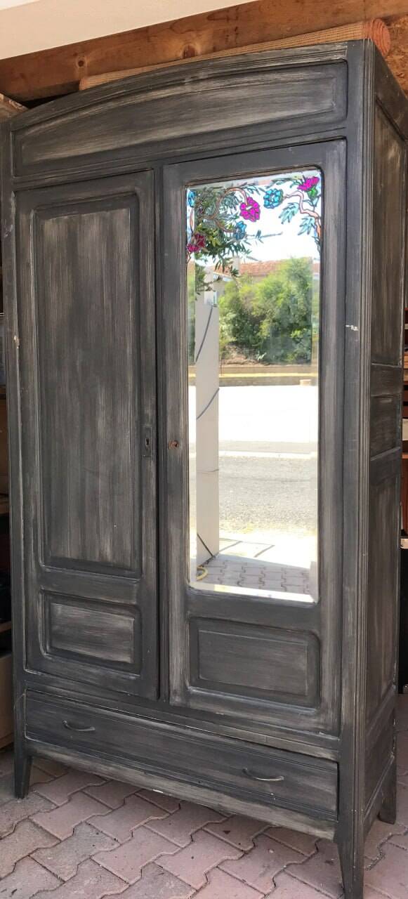 Vintage cabinet repainted in grey