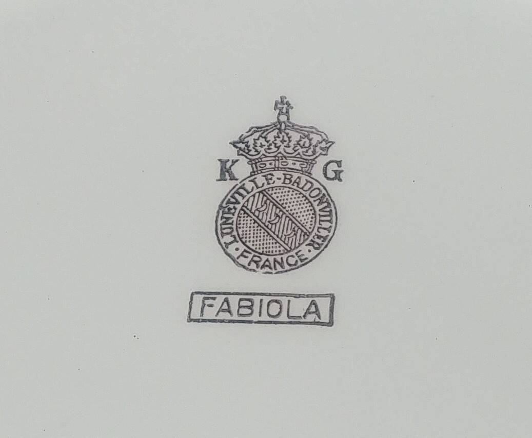 Set of two large porcelain serving dishes from the KG Luneville faience factory - Fabiola model