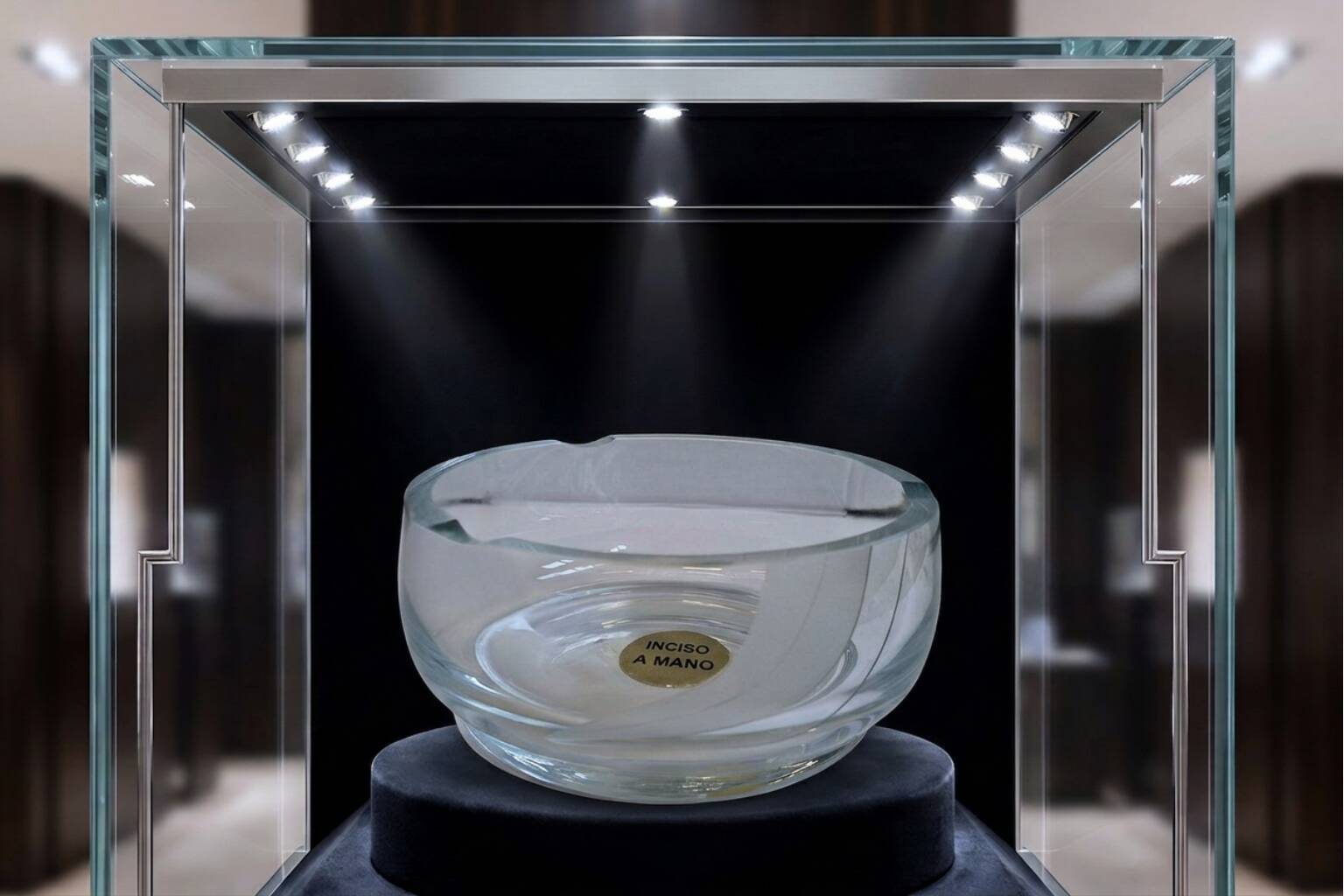 Prestigioso Posacenere in Cristallo Corba - Made in Italy - 2kg