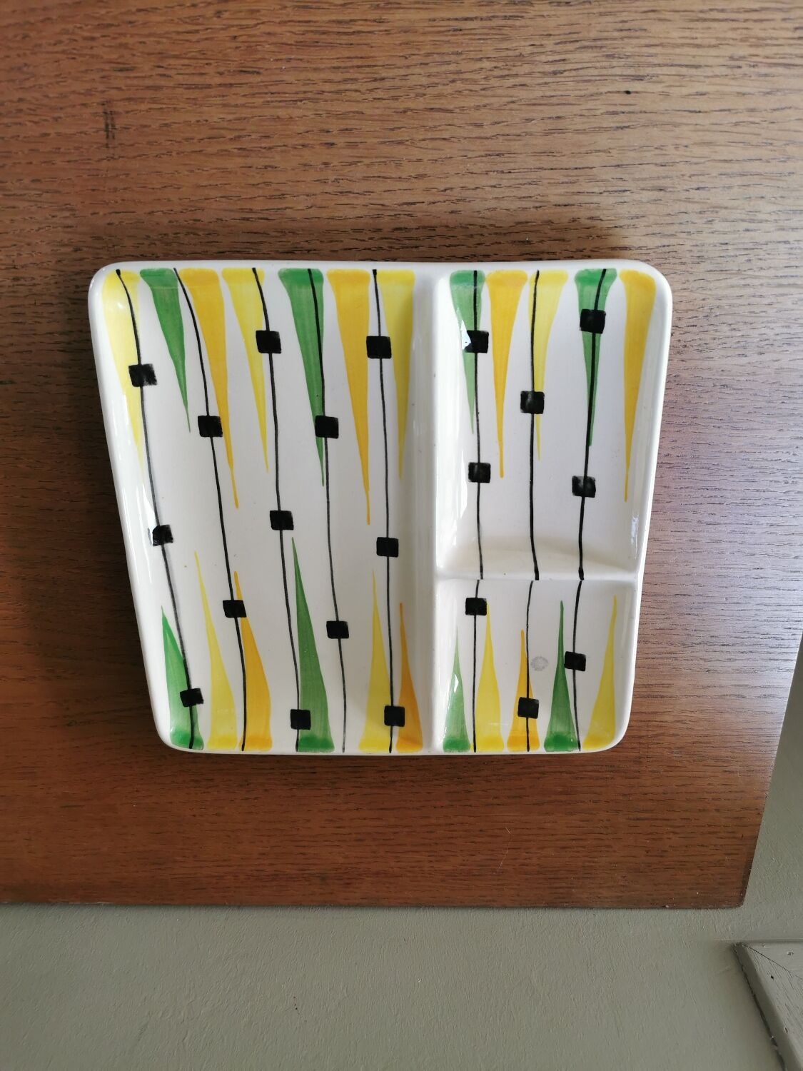 Vintage compartment dish St Clement