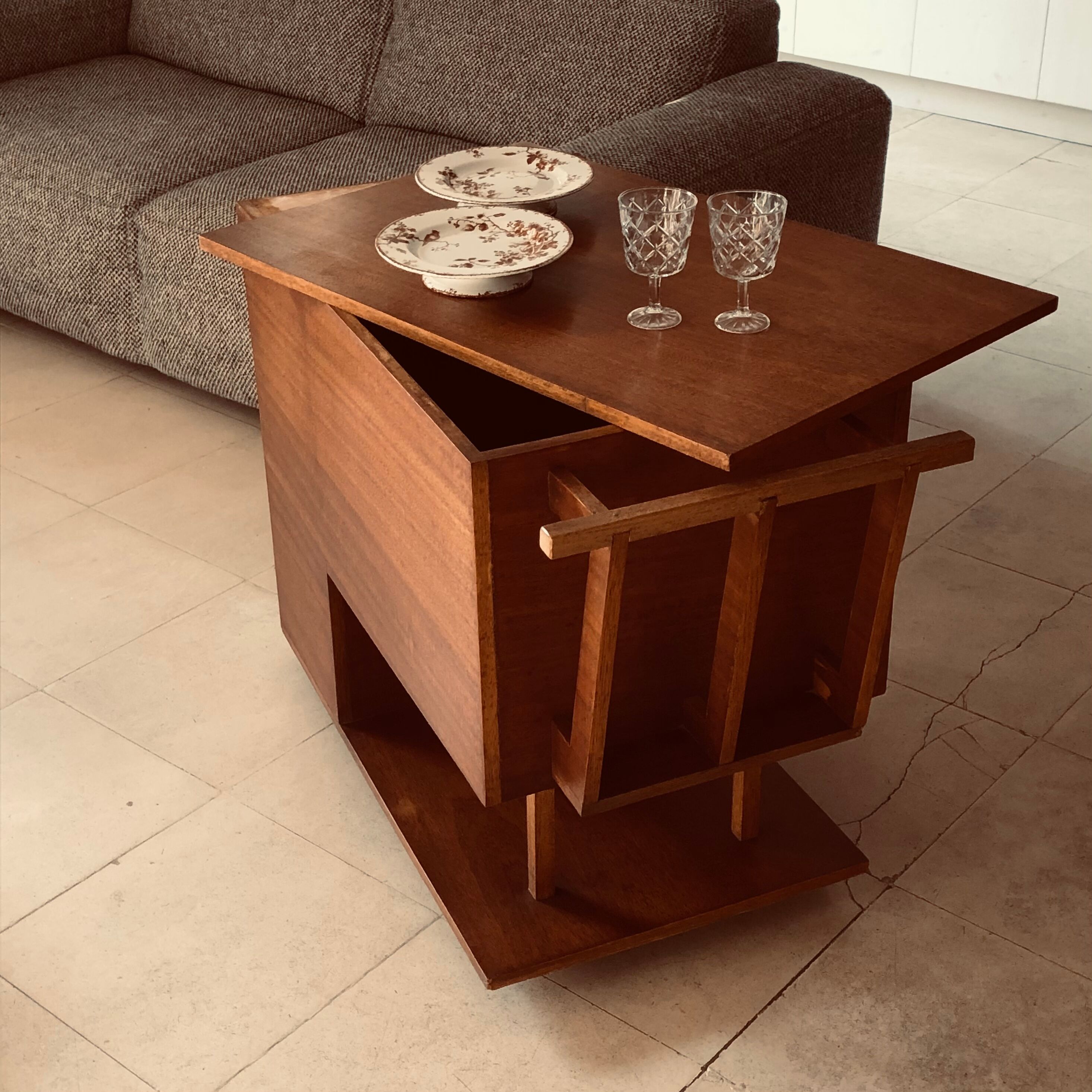 Vintage bar