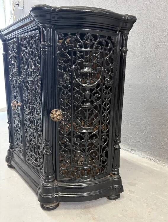 Antique decorative fireplace insert ornate cast iron black 1900s French style