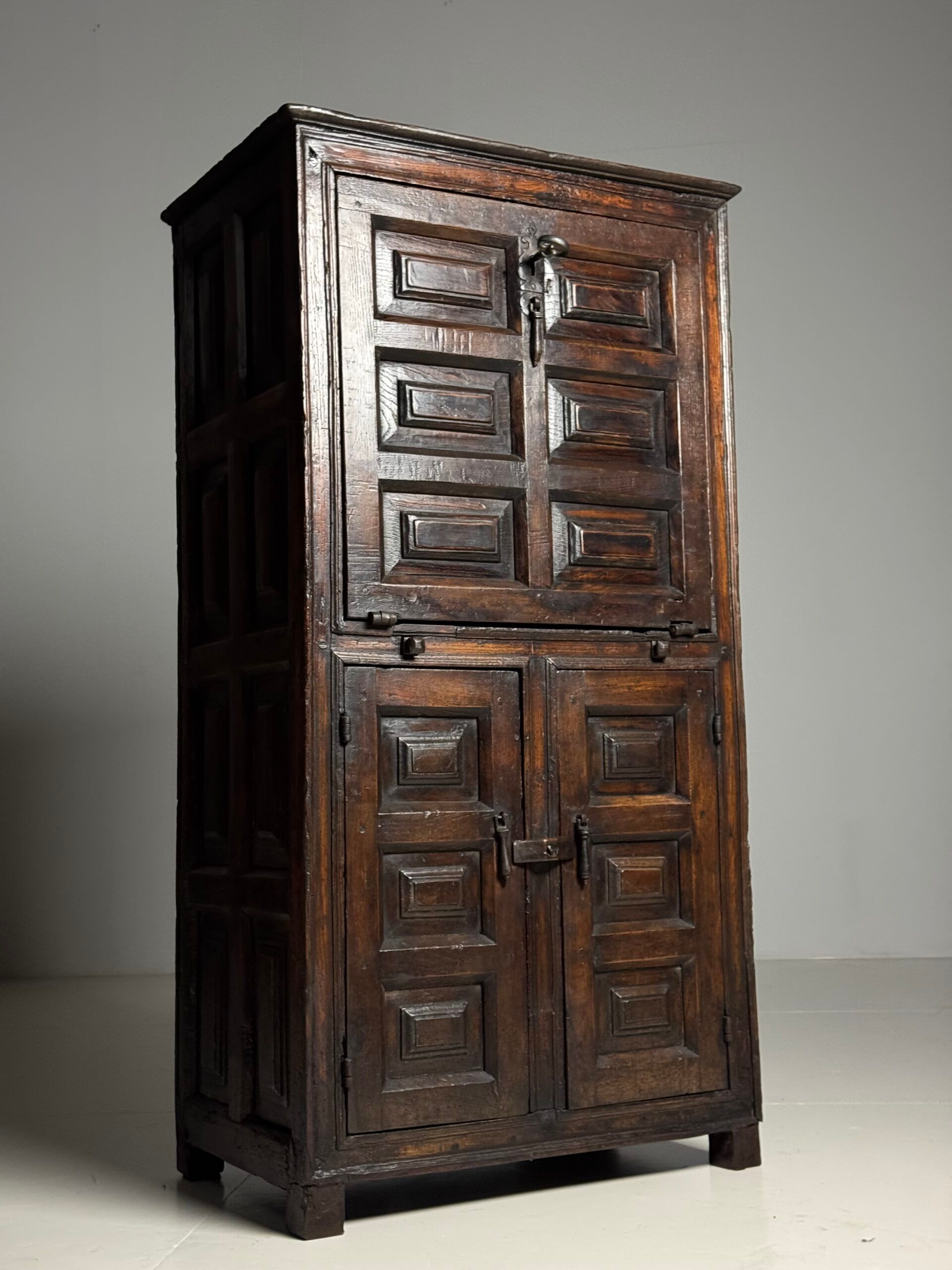 Spanish cabinet ca. 1700